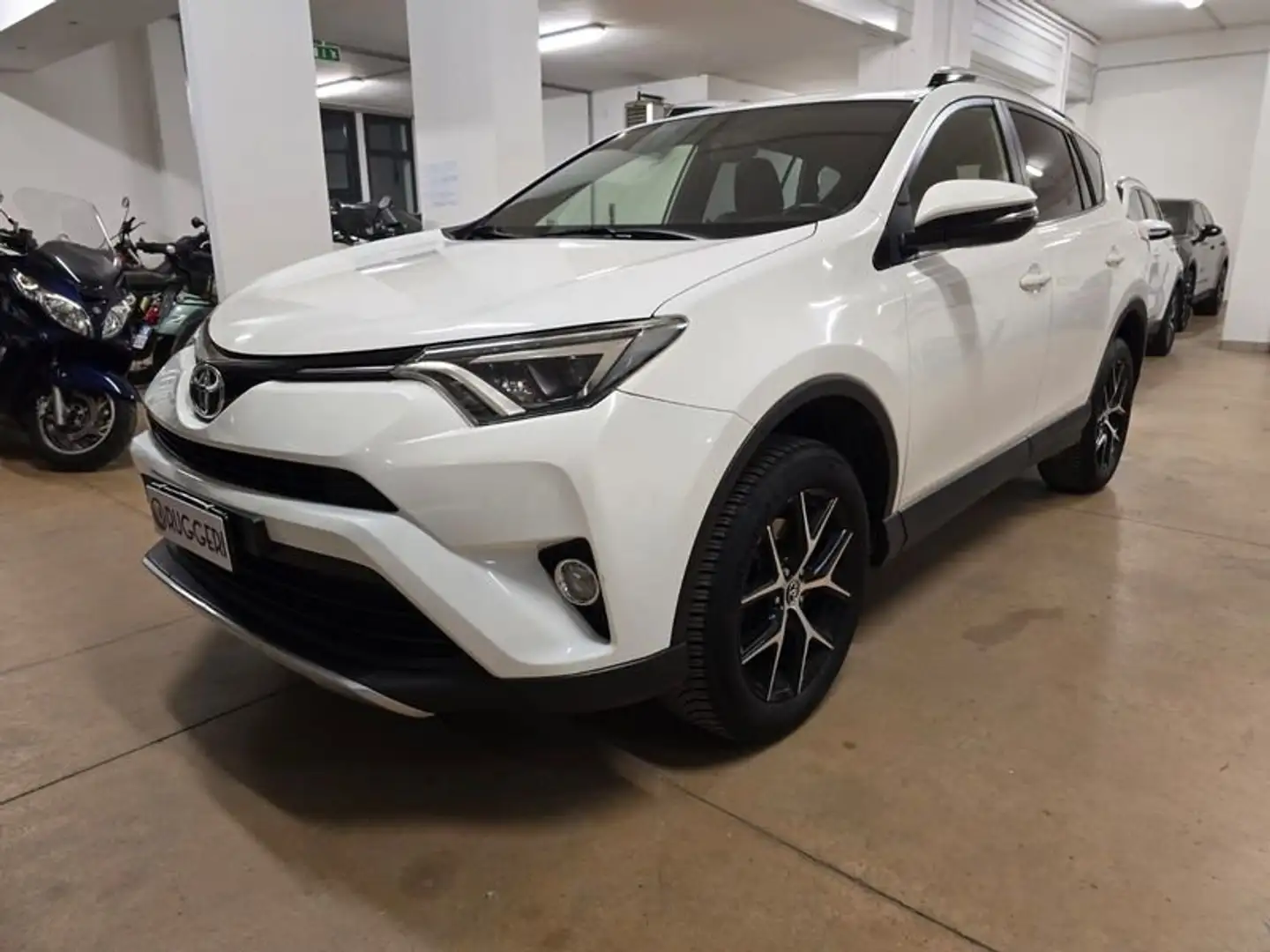 Toyota RAV 4 2.0 D-4D 2WD Bianco - 1