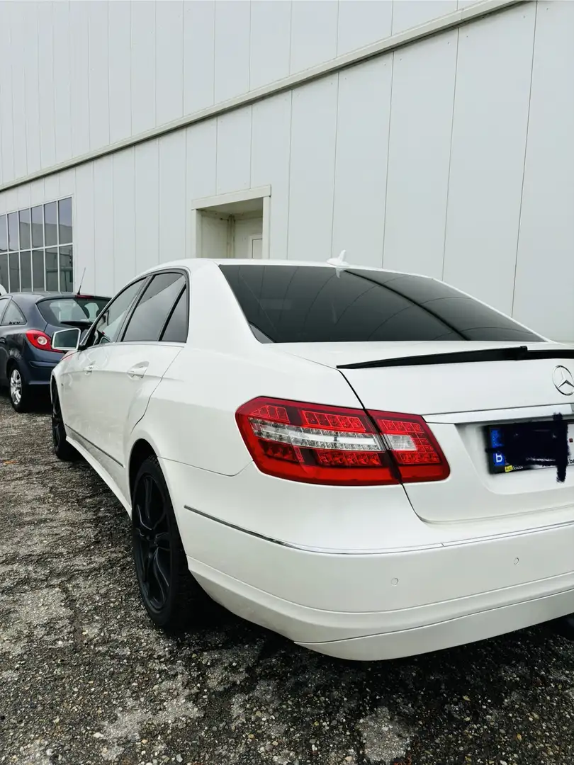Mercedes-Benz E 200 CDI DPF BlueEFFICIENCY Automatik Elegance - 1