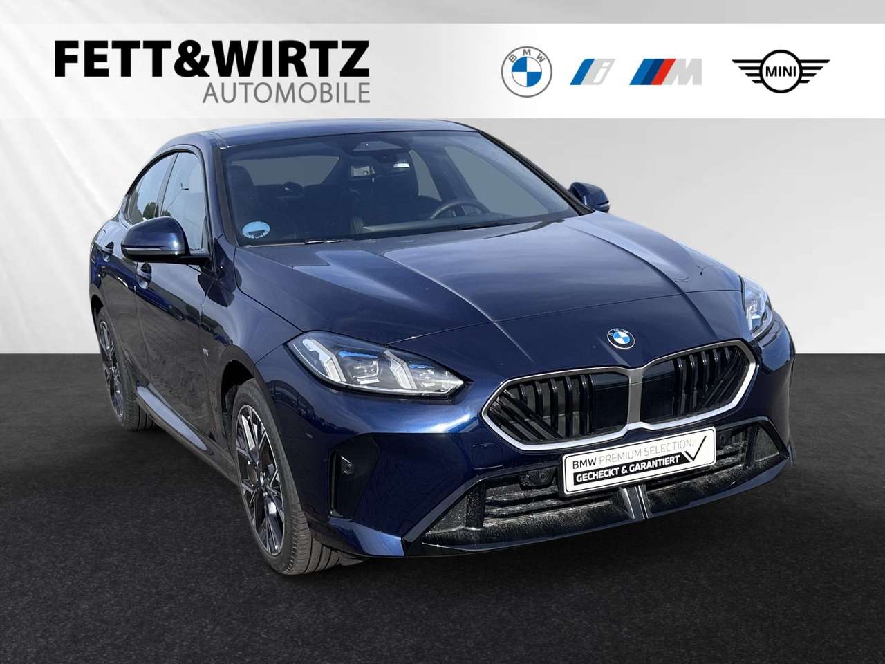 BMW 220 2025