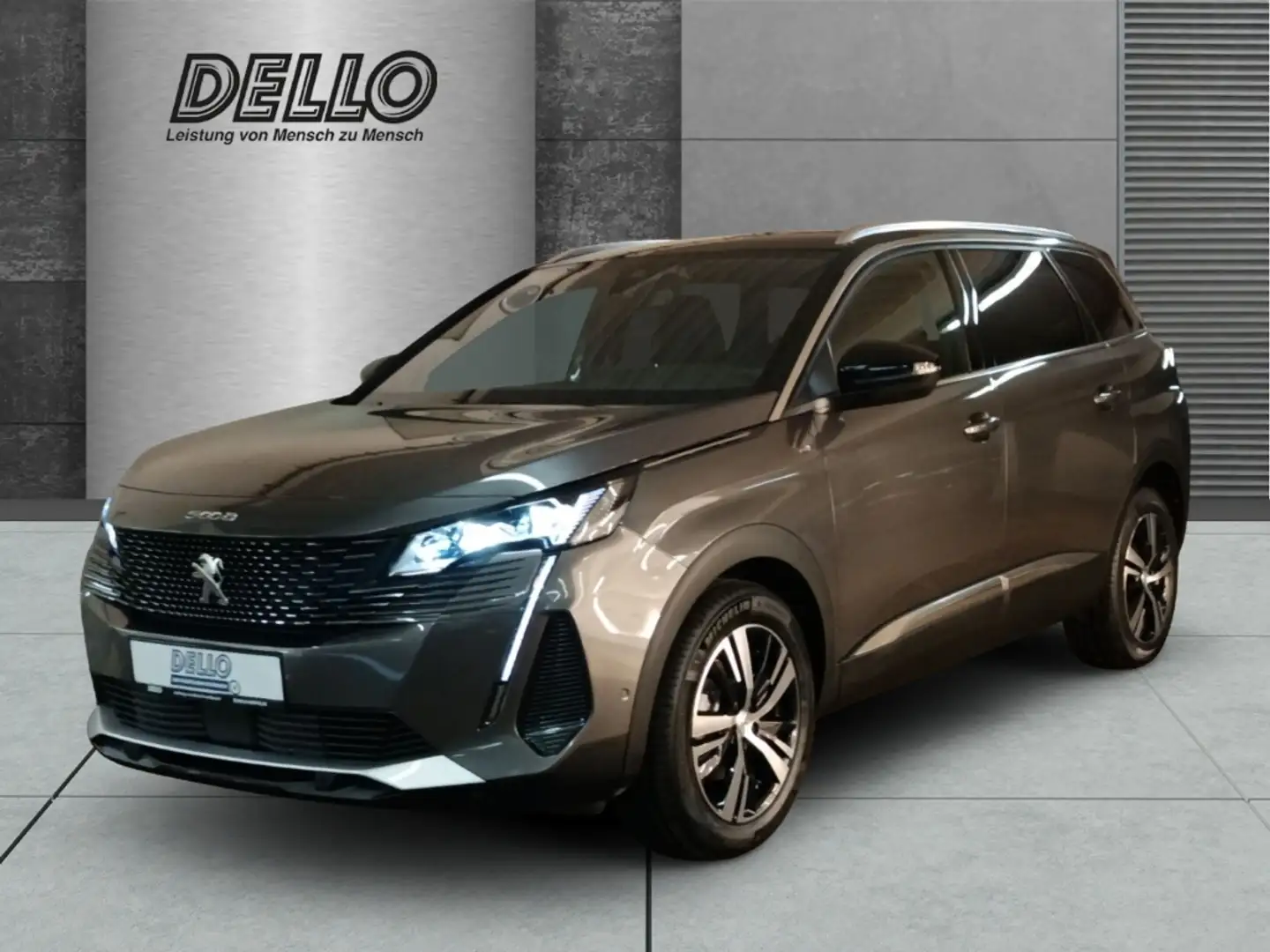 Peugeot 5008 1.2 PureTech 130 EU6d GT PT 7-Sitzer Navi Digitale Grijs - 1