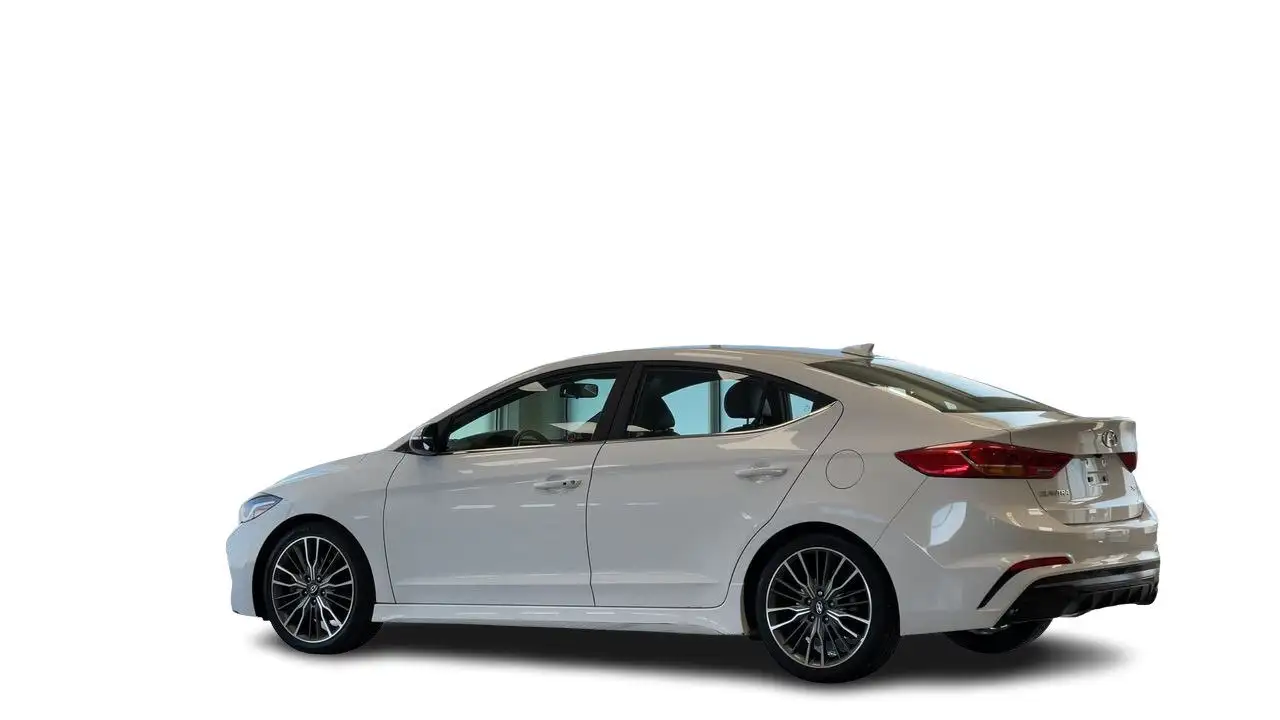 Hyundai ELANTRA снимка Hyundai ELANTRA