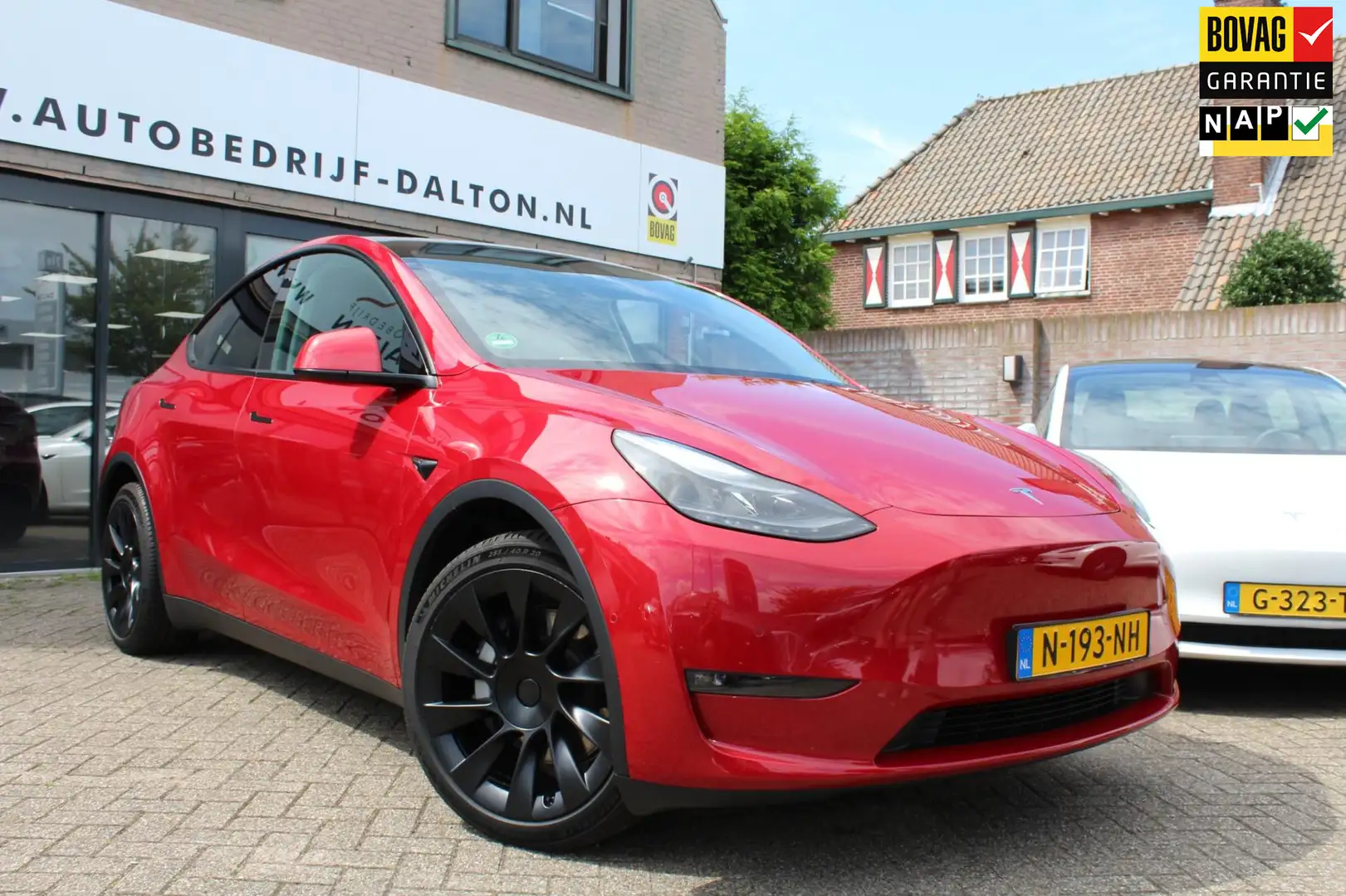 Tesla Model Y Long Range AWD 75 kWh 20" LM VELGEN / AUTOPILOT / Rojo - 1