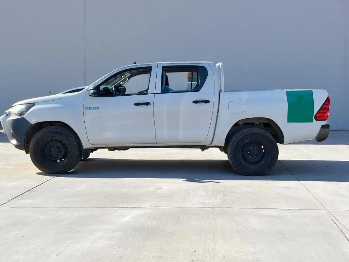 Toyota Hilux 2.5D-4D Cabina Doble GX Blanc - 2