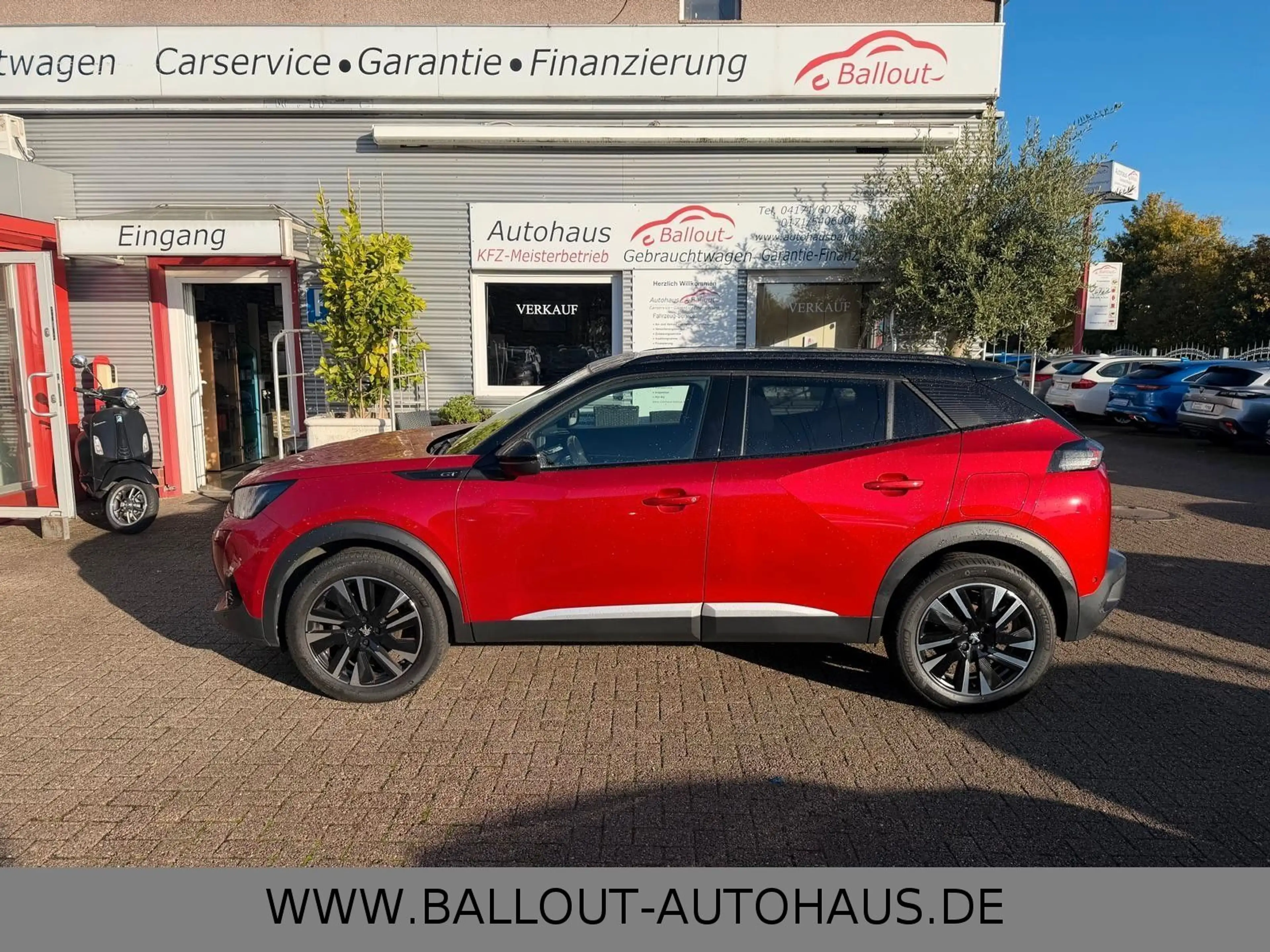 Peugeot 2008 GT Pack*2.HAND*PANO*ACC*SPUR*TEMP*FOCAL*