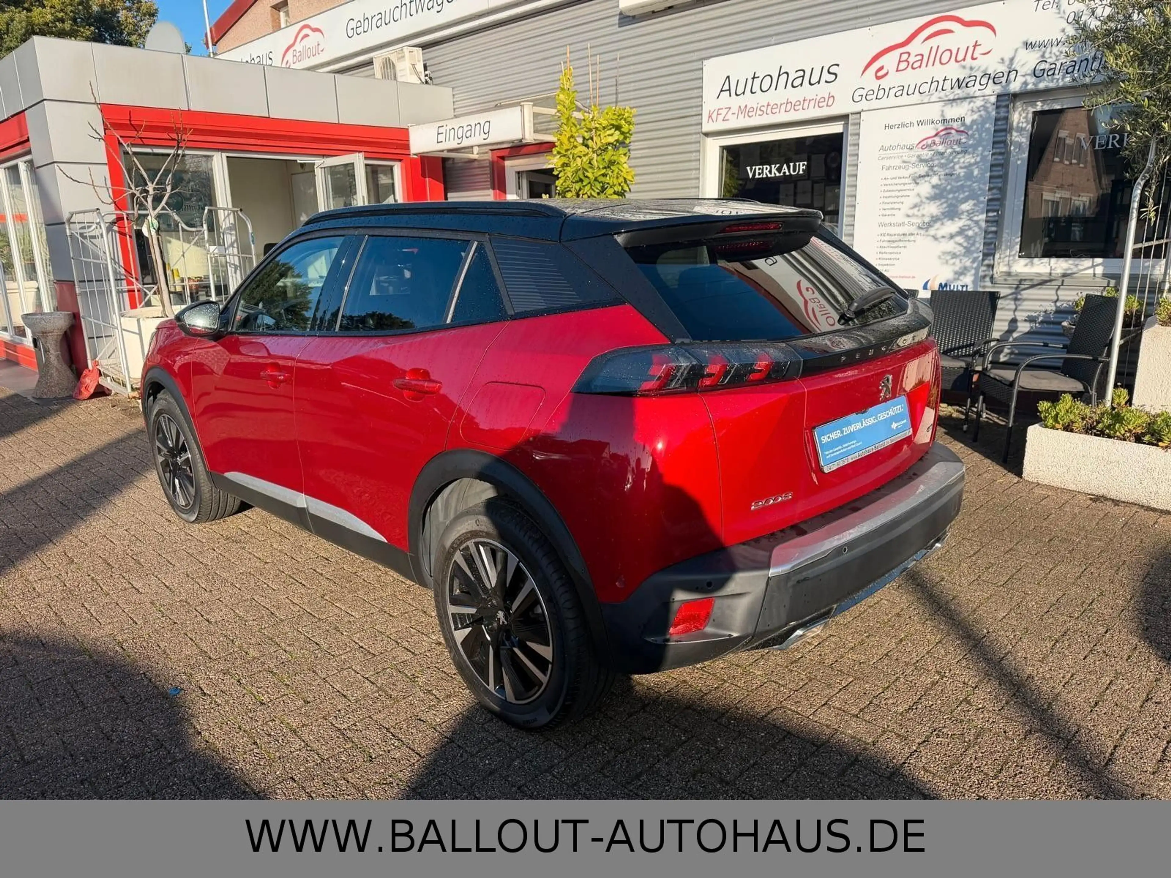 Peugeot 2008 GT Pack*2.HAND*PANO*ACC*SPUR*TEMP*FOCAL* — photo 7