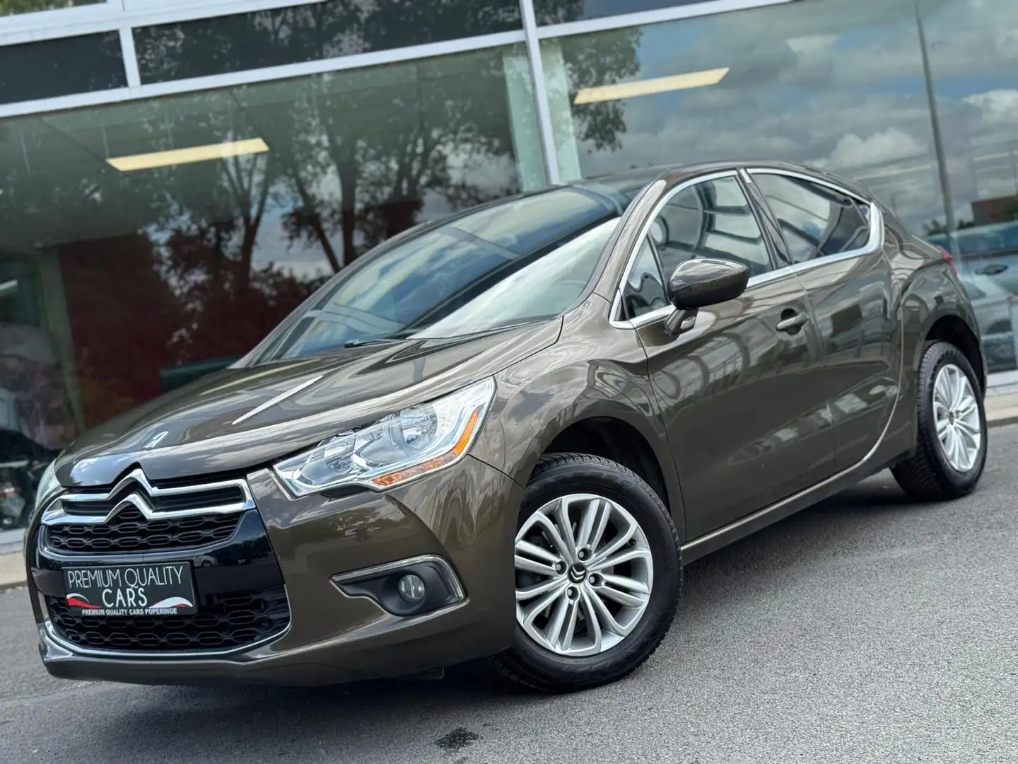 Citroen DS4 1.6 e-HDi GPS / CRUISE / PDC / TREKHAAK Коричневый - 1