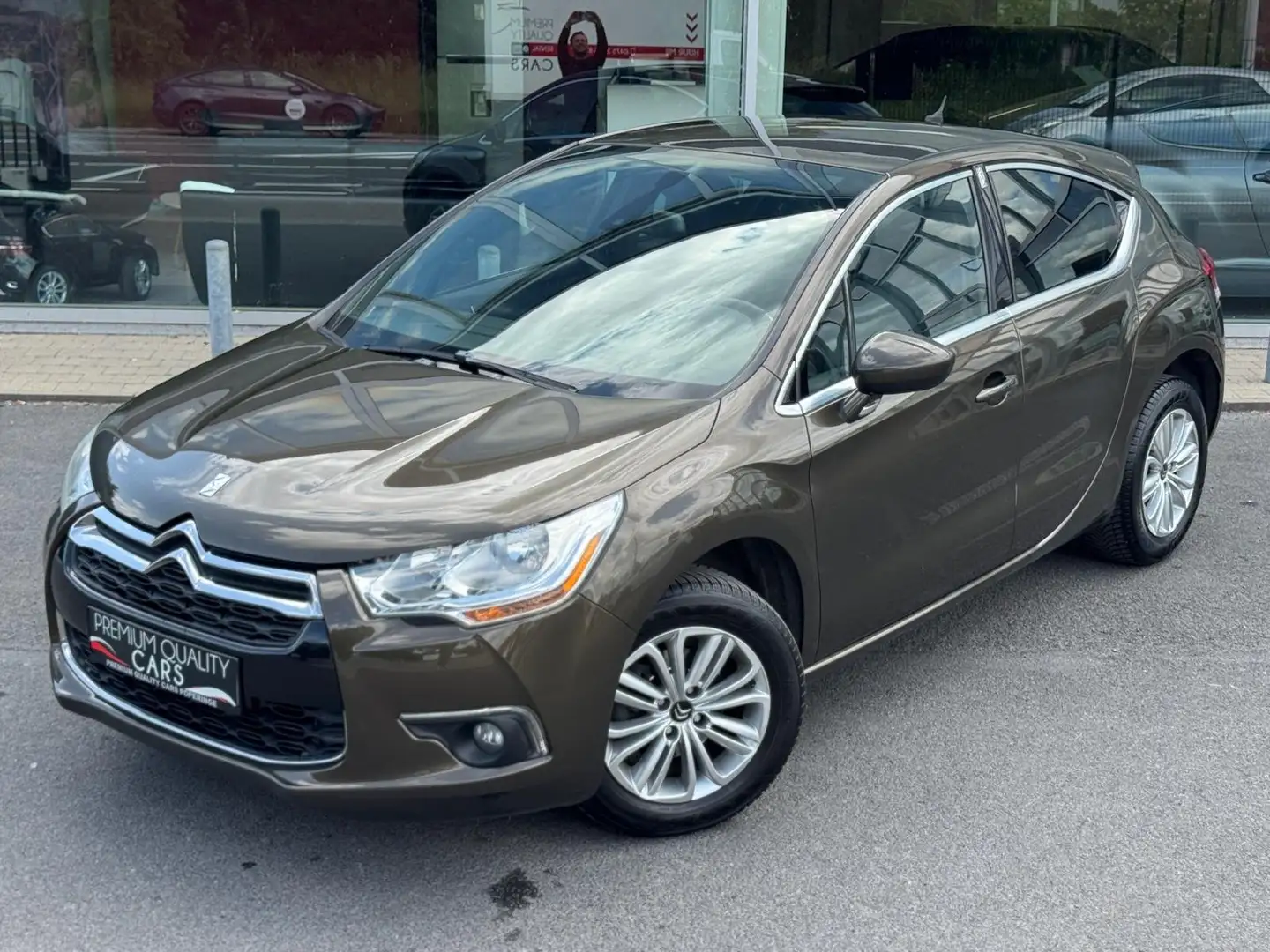 Citroen DS4 1.6 e-HDi GPS / CRUISE / PDC / TREKHAAK Коричневый - 2