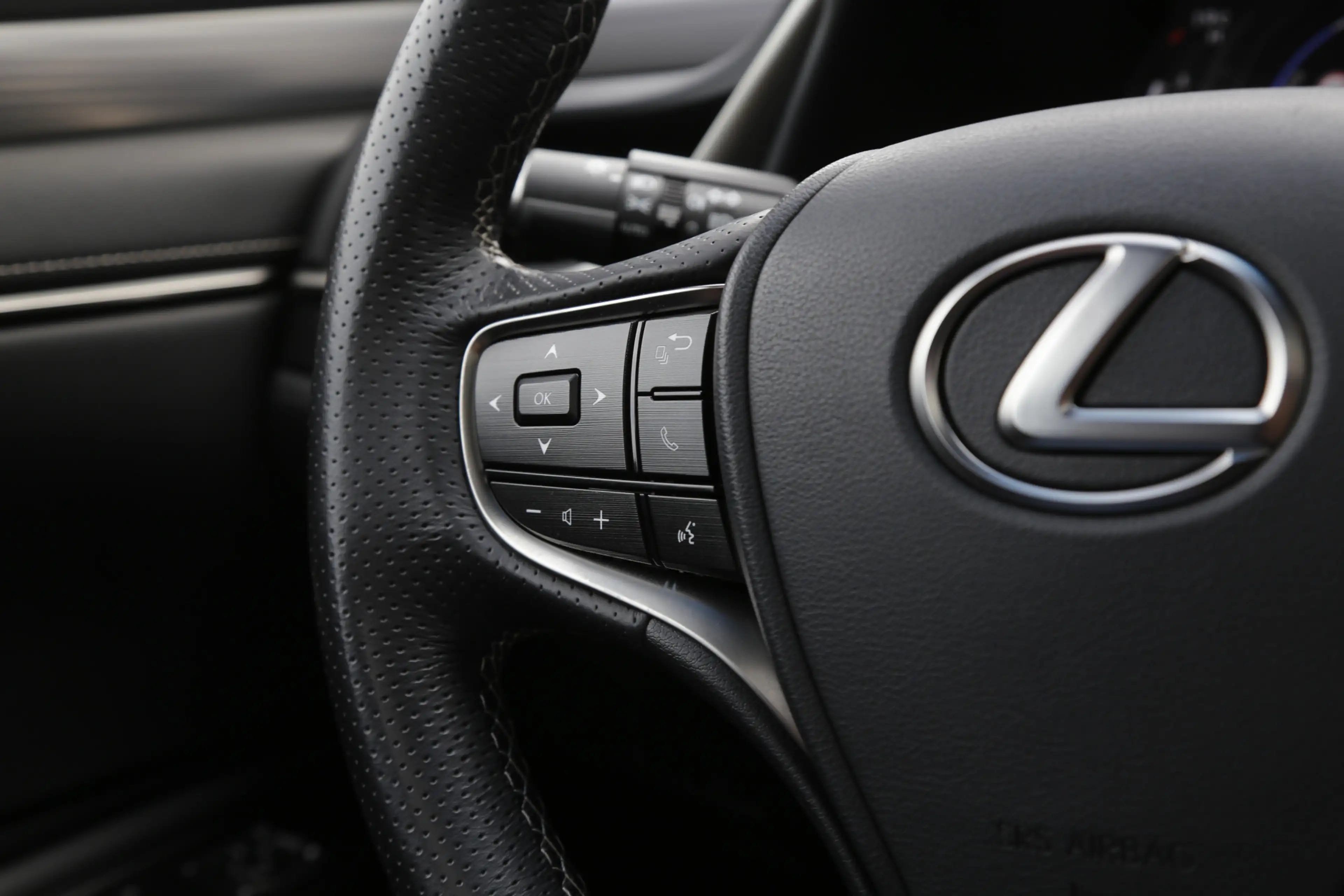 Lexus ES 300 300h F Sport *Lexus fabrieksg.t/m07-2031*Perfect L — photo 38