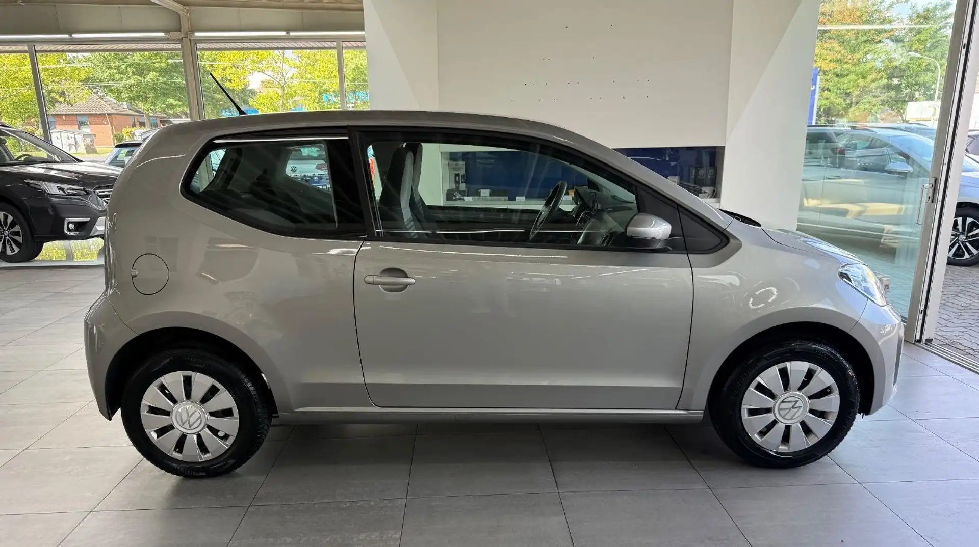 Volkswagen up! *eco up!*Klima*Maps+More*Bluetooth* Silber - 2