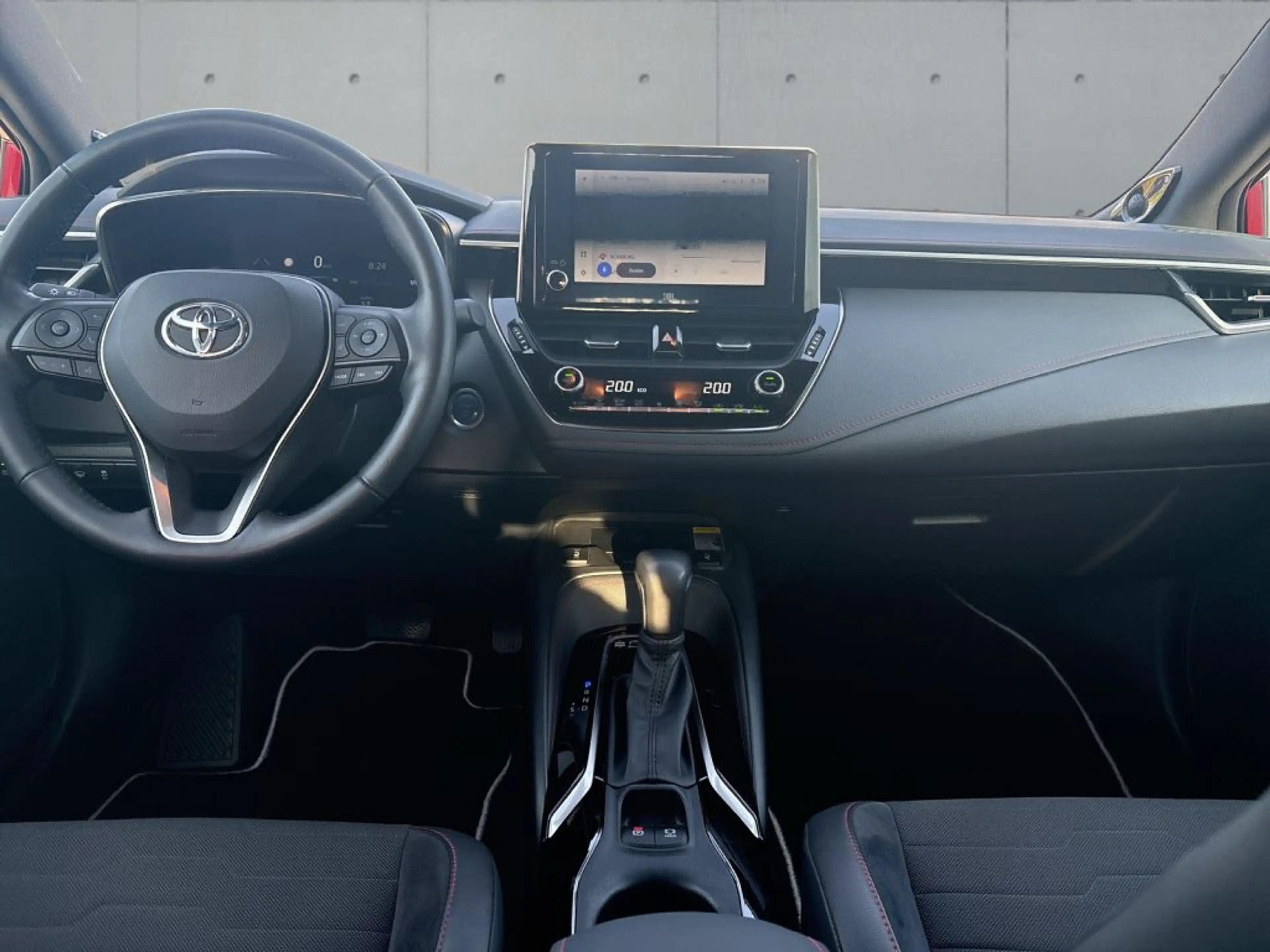 Toyota Corolla 2.0 Hybrid Lounge — photo 7