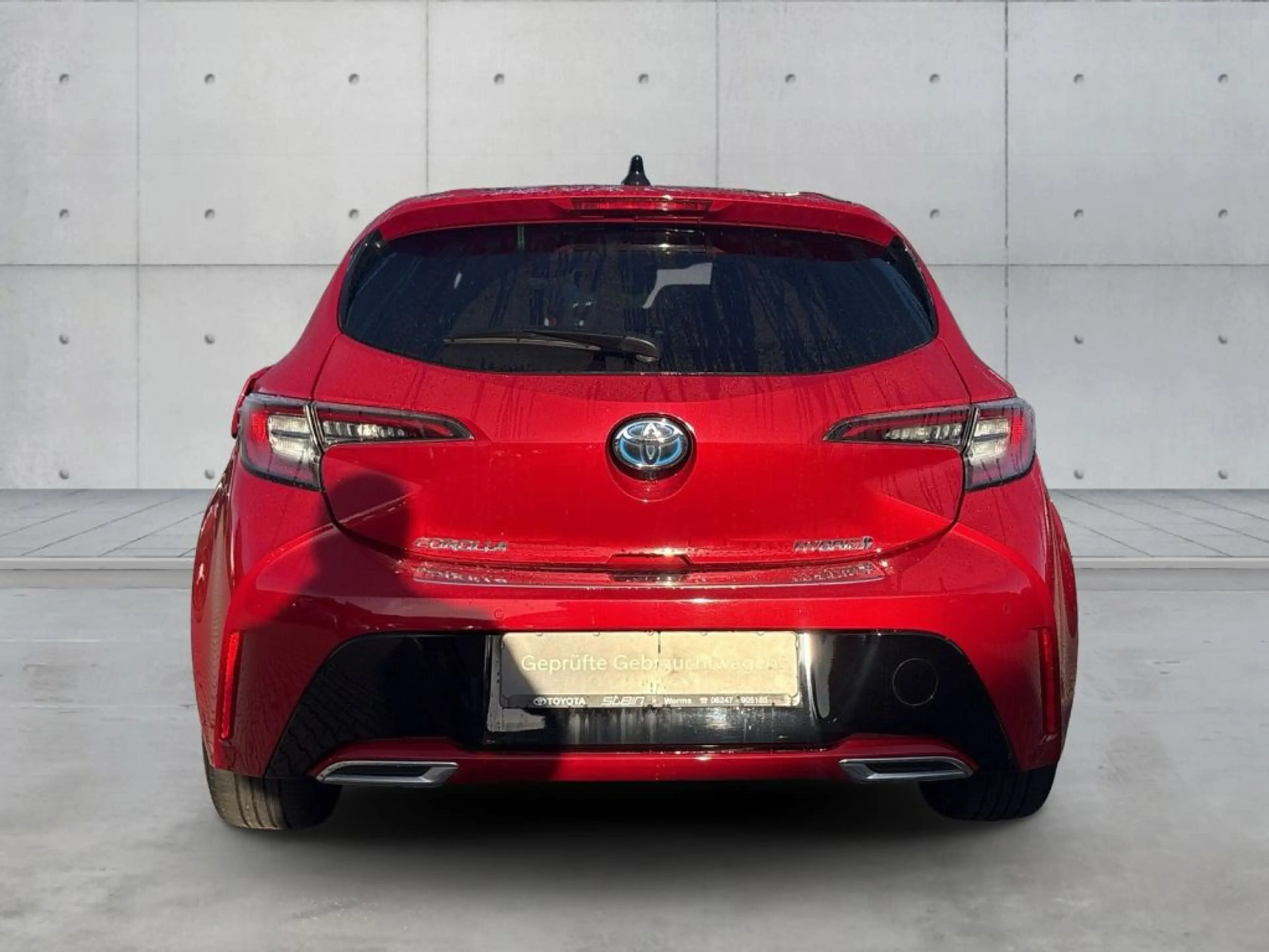 Toyota Corolla 2.0 Hybrid Lounge — photo 3