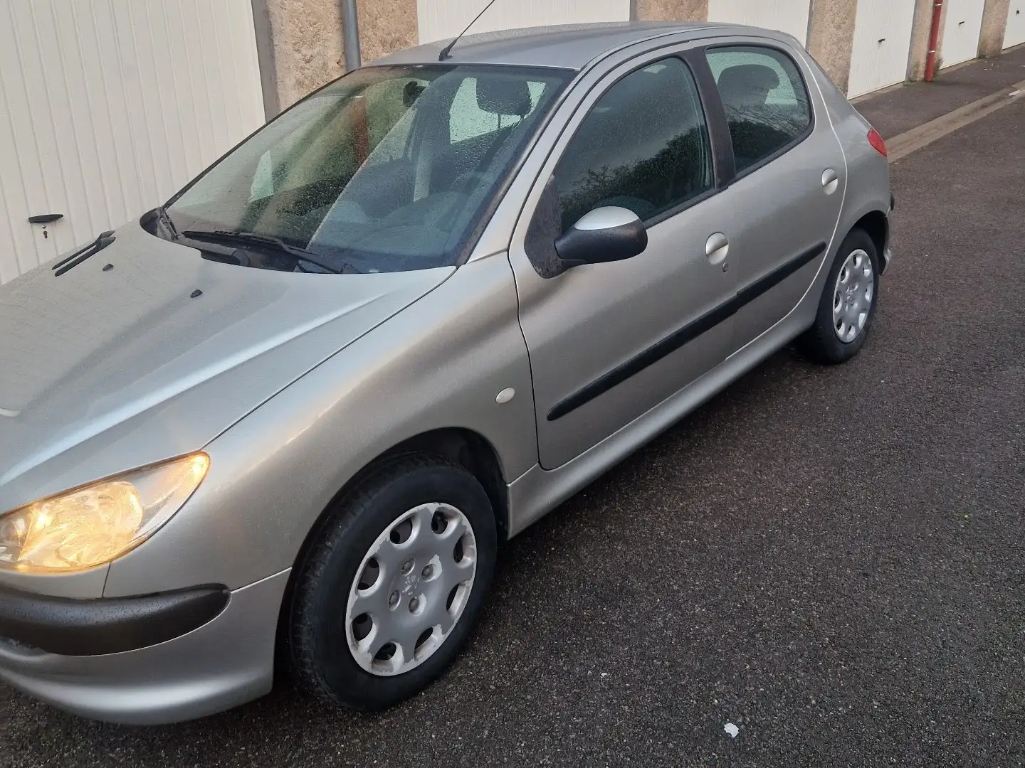 Peugeot 206 1.4i Pop Art Gris - 1
