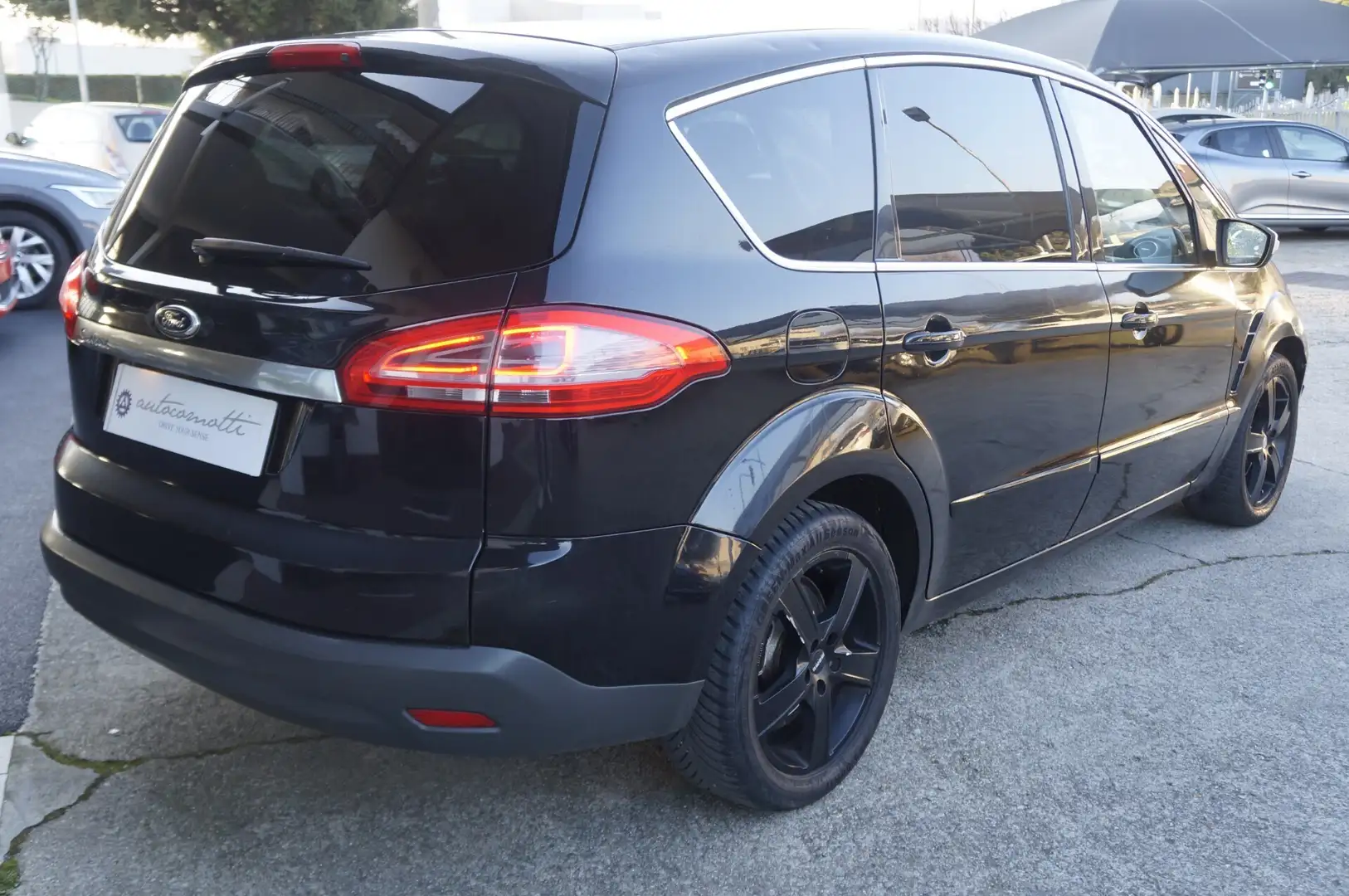 Ford S-Max 2.0 TDCi 163CV Titanium DPF GRANDINATA Nero - 2