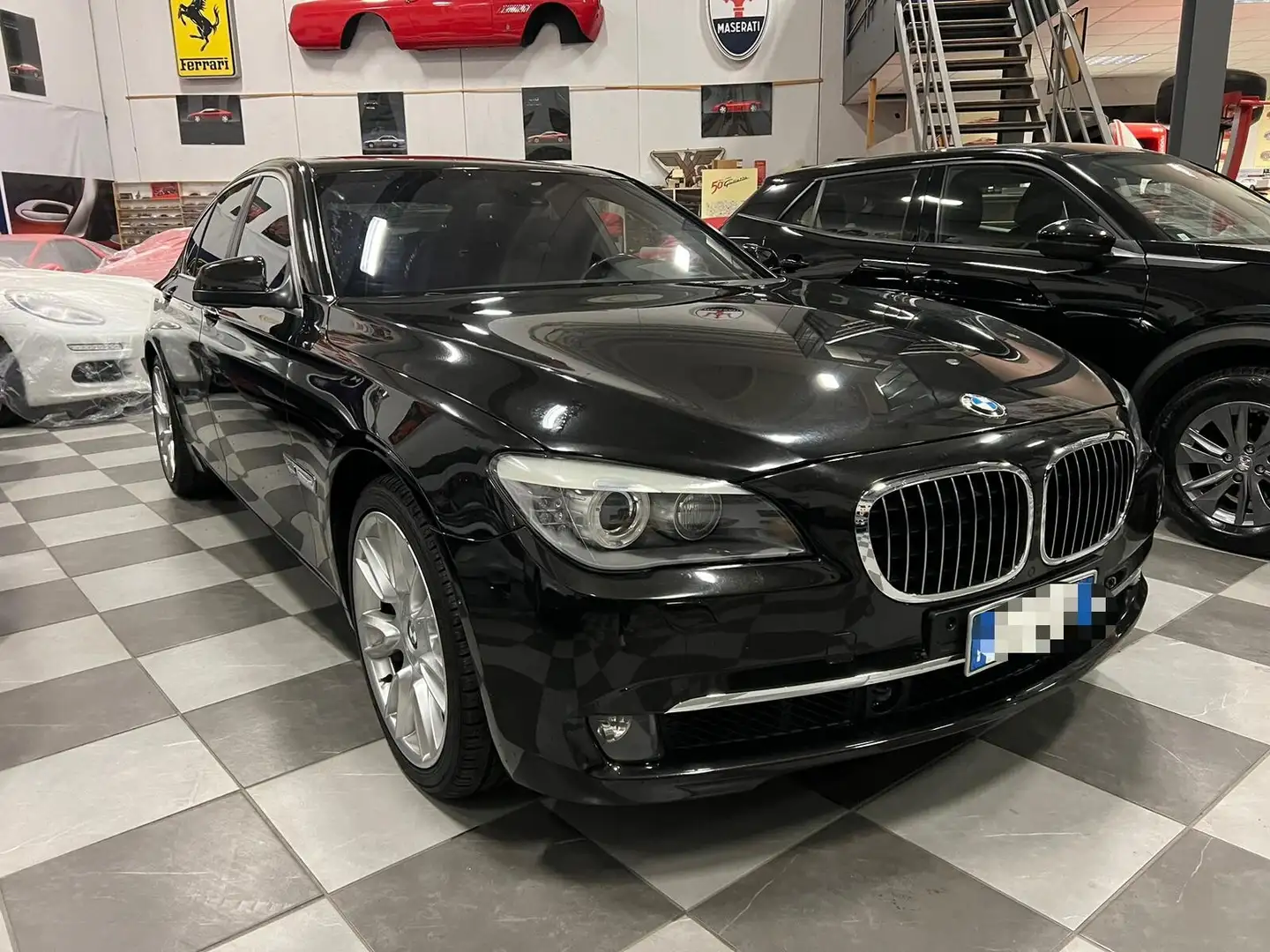 BMW 750 750Li xDrive Eccelsa Černá - 1