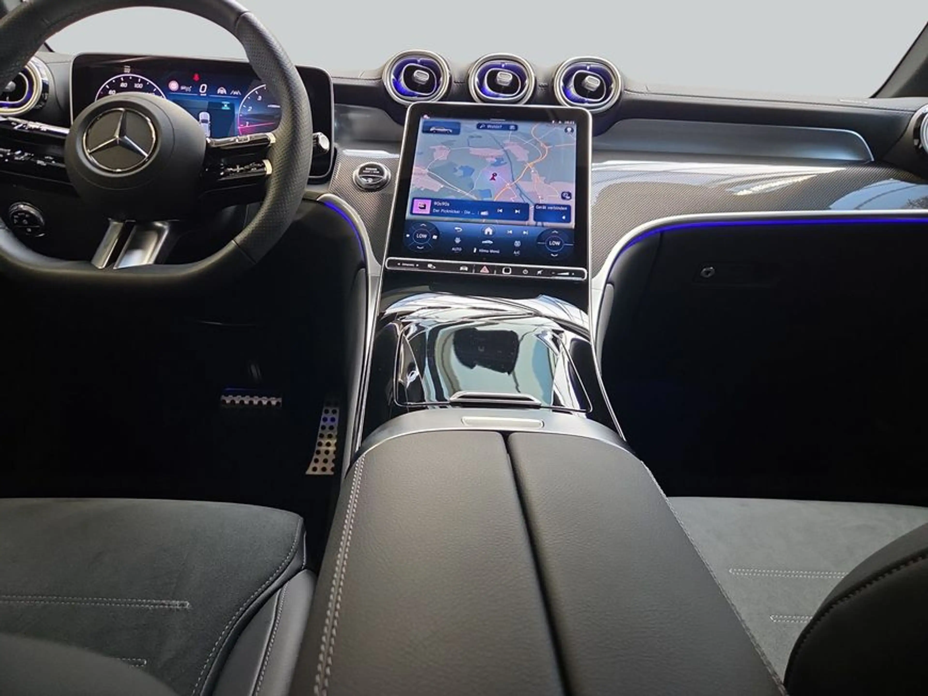 Mercedes-Benz GLC 200 GLC — photo 14