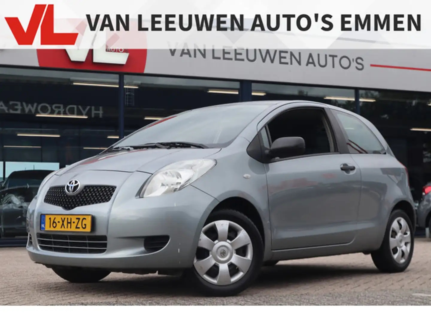 Toyota Yaris 1.0 VVTi Terra | Zo Mee | Inruilkoopje Grau - 1