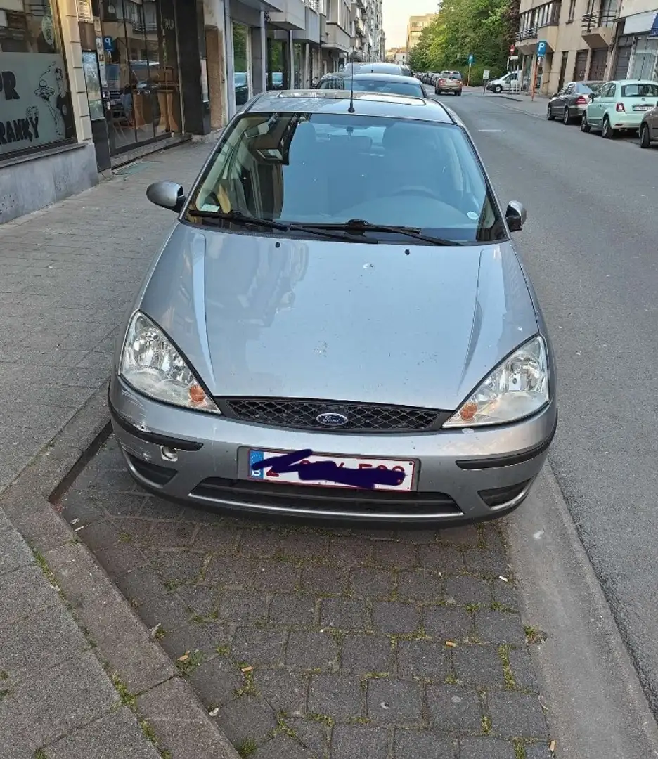Ford Focus Ambiente - 2