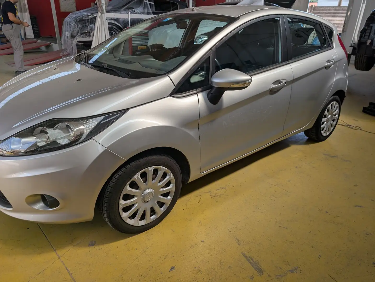 Ford Fiesta 5p 1.4i Ghia c/clima cat. - 2