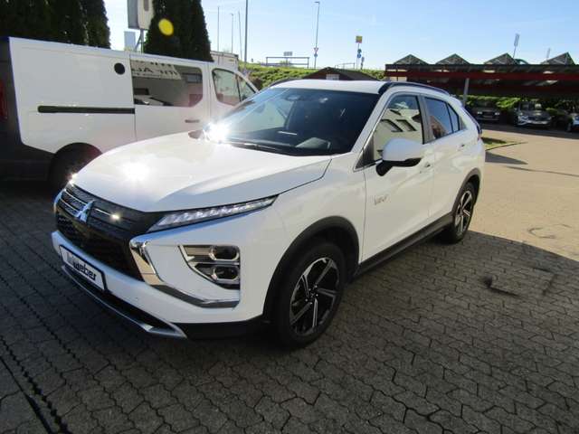 Mitsubishi Eclipse Cross 2.4 PHEV Plus 4WD NAVI LED GRA RFK SHZ FSE PDC