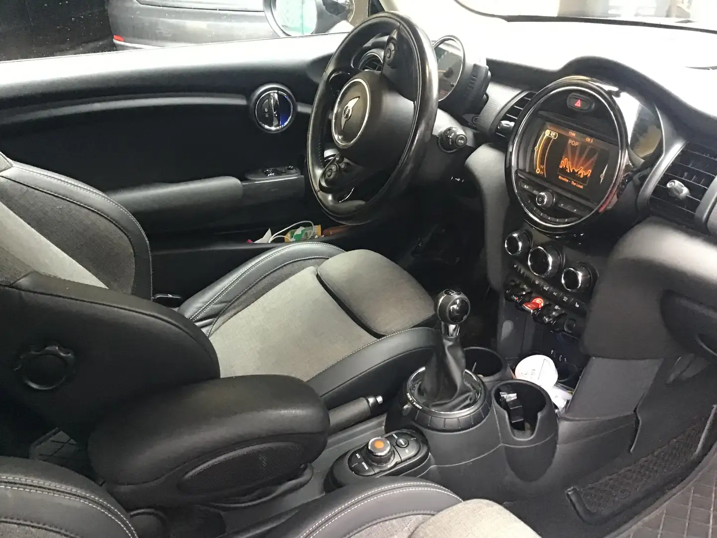 MINI Cooper Hatch COOPER - 1