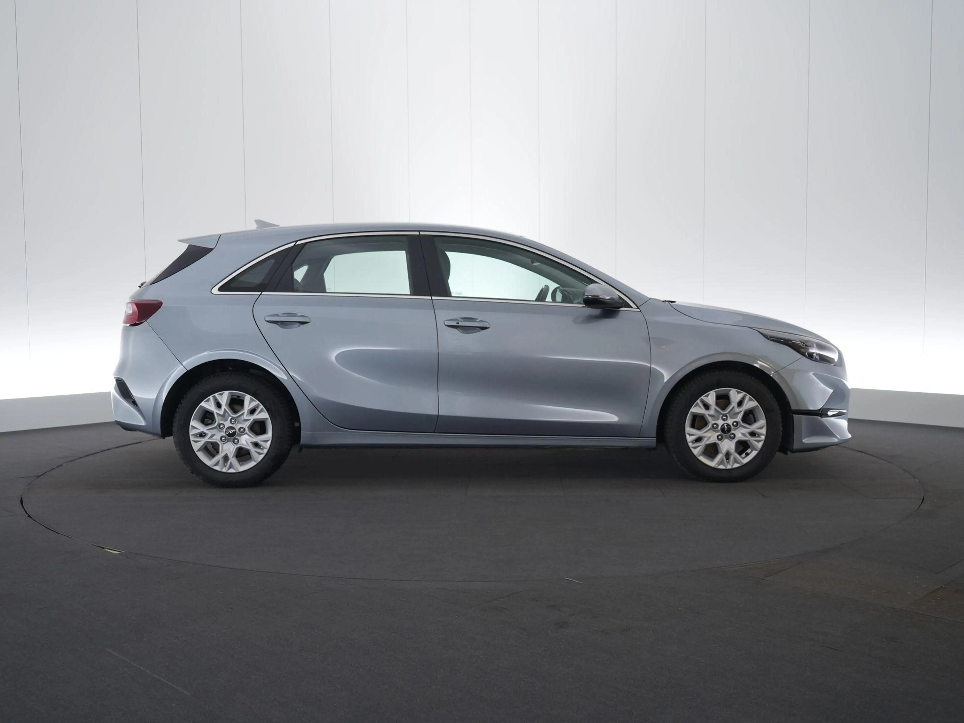 Kia Ceed / cee'd Pulse 1.0 T-GDI 100 MHEV DCT ISG — photo 6