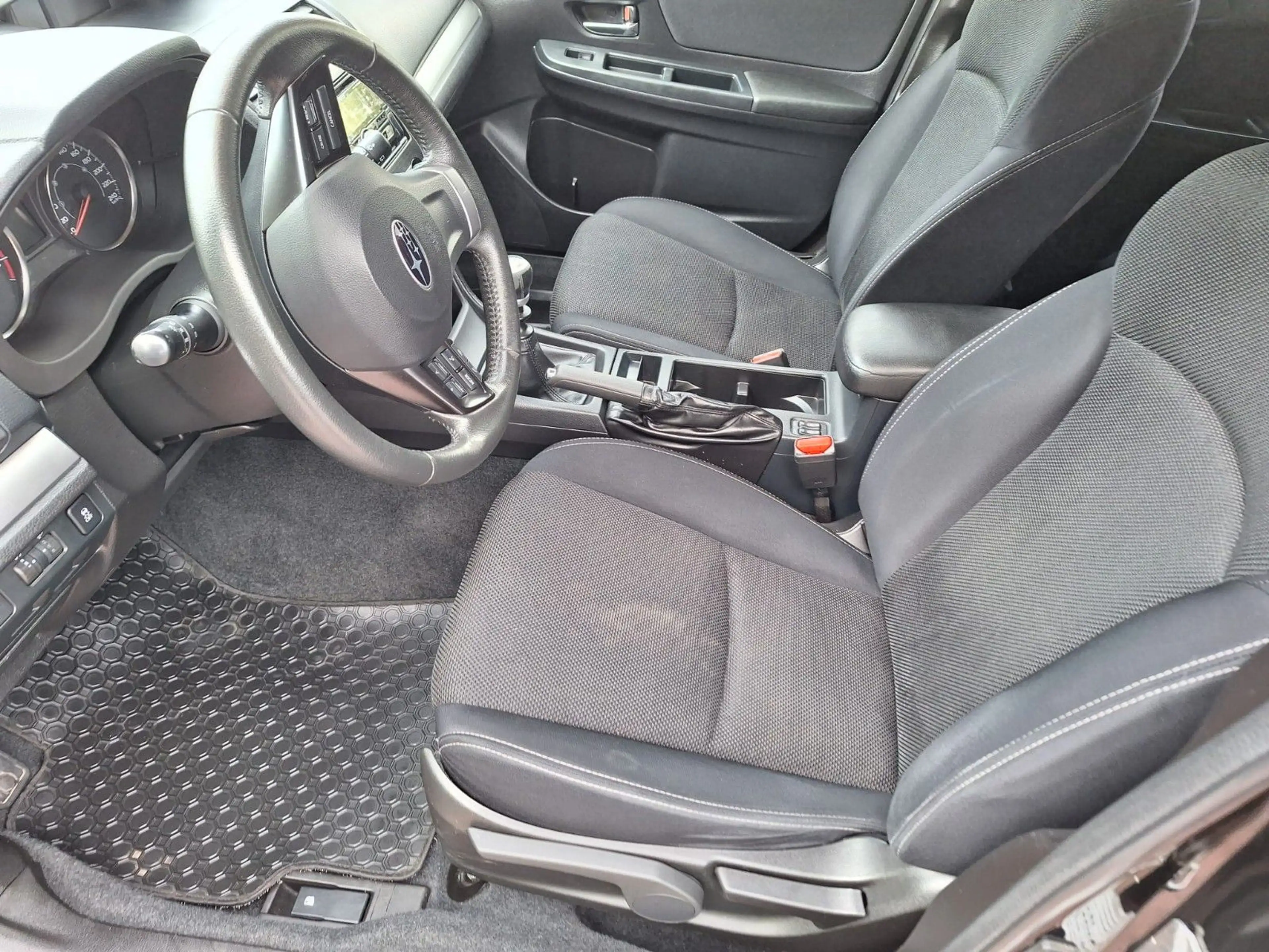 Subaru XV 2.0D Comfort 4WD, Sondermodell — photo 3