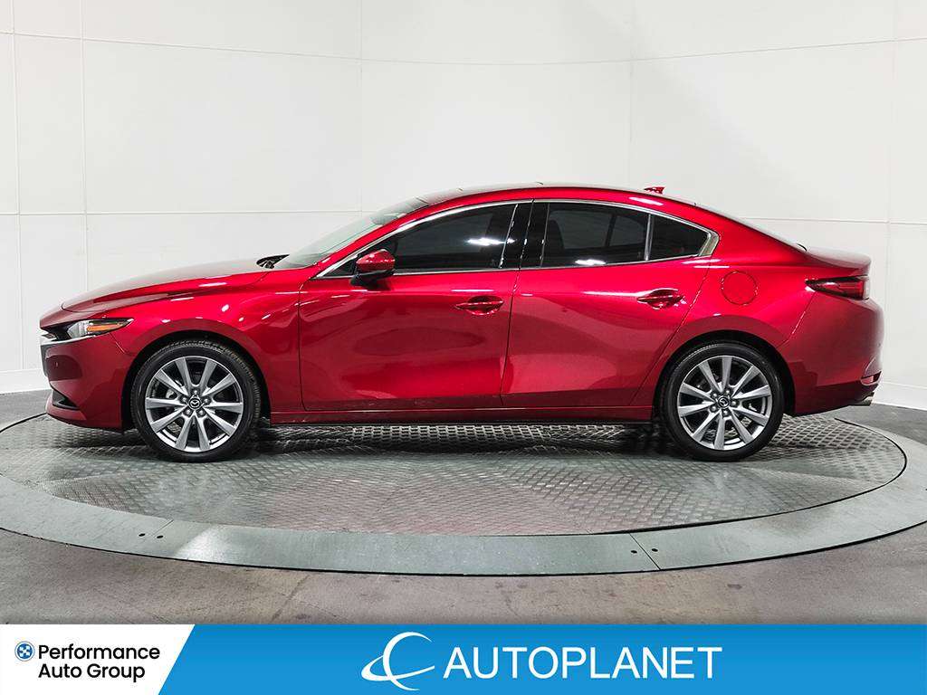 2025 Mazda Mazda3 GT, Heads Up Display, Sunroof, Back Up Cam! — photo 1