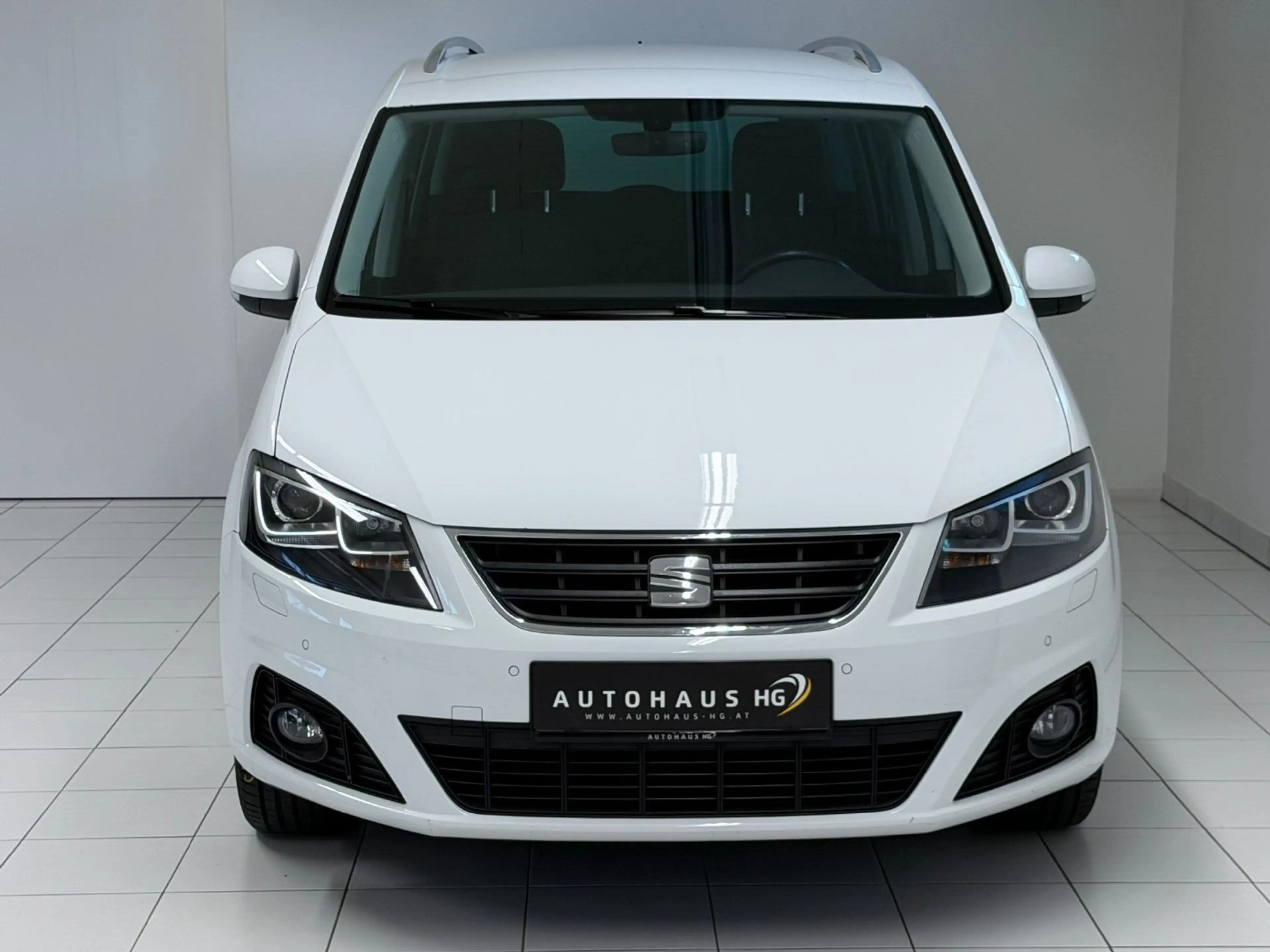 SEAT Alhambra 2.0 TDI Executive*7 SITZE*AHK*R-KAMERA* — photo 2