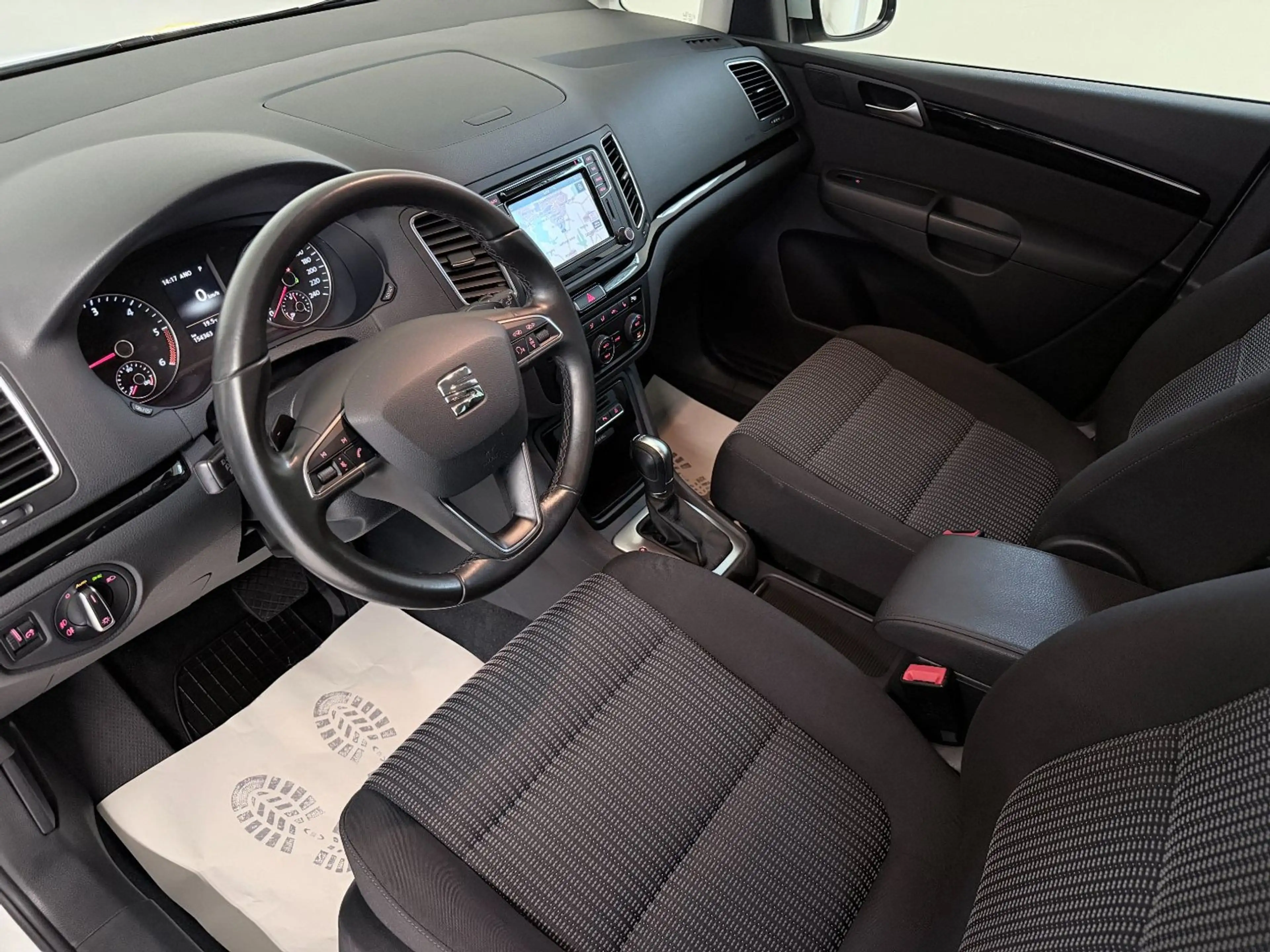 SEAT Alhambra 2.0 TDI Executive*7 SITZE*AHK*R-KAMERA* — photo 12