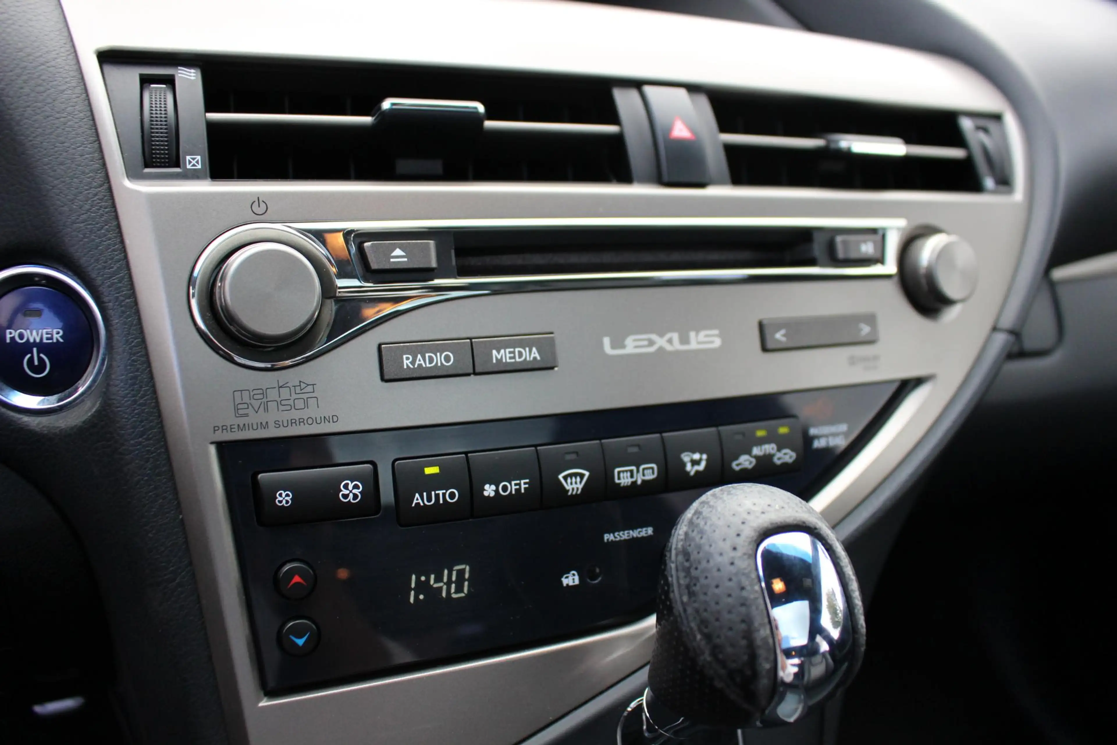 Lexus RX 450h 4WD F Sport TREKHAAK MARK-LEVINSON HEAD-UP SCHUIFD — photo 31