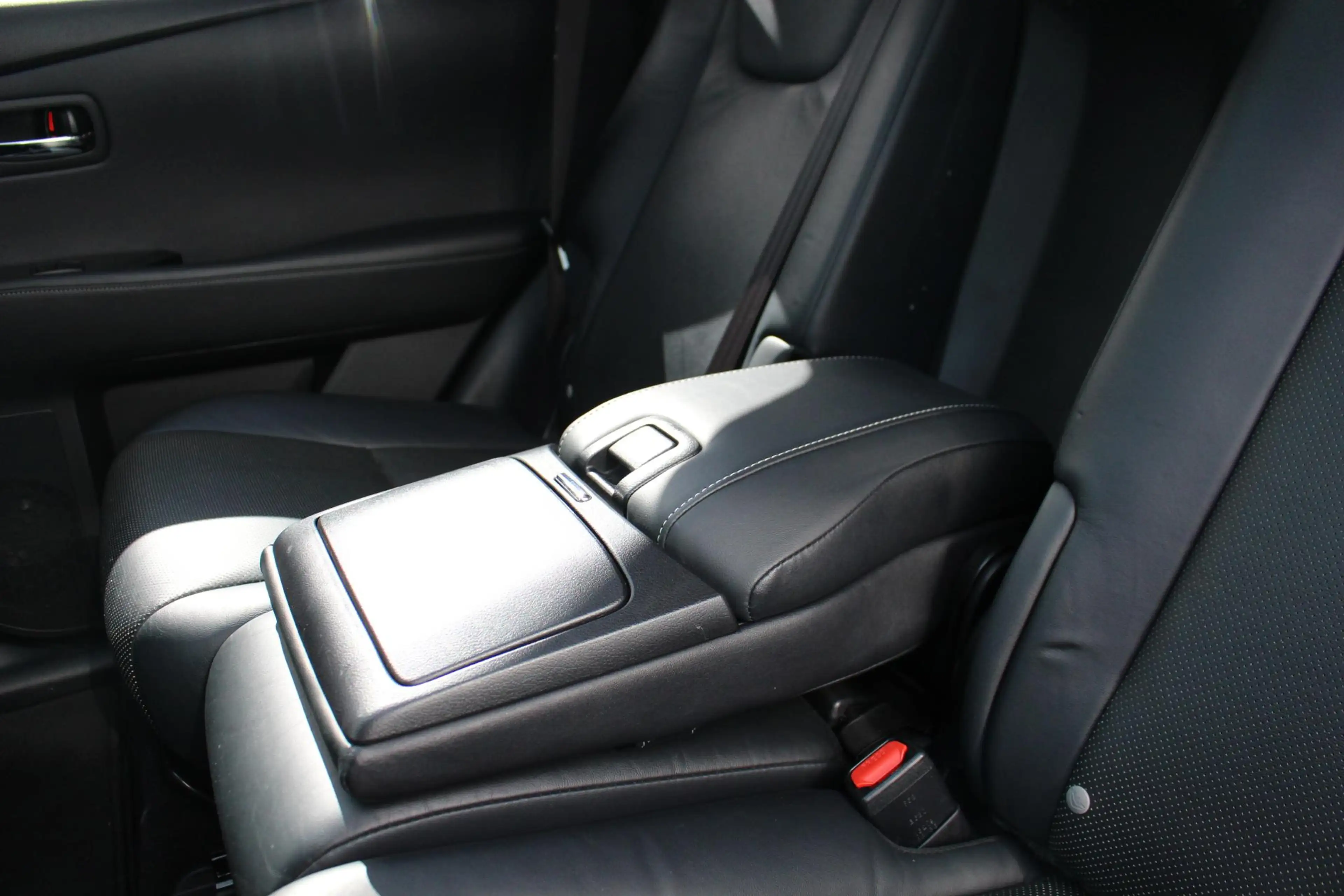 Lexus RX 450h 4WD F Sport TREKHAAK MARK-LEVINSON HEAD-UP SCHUIFD — photo 41