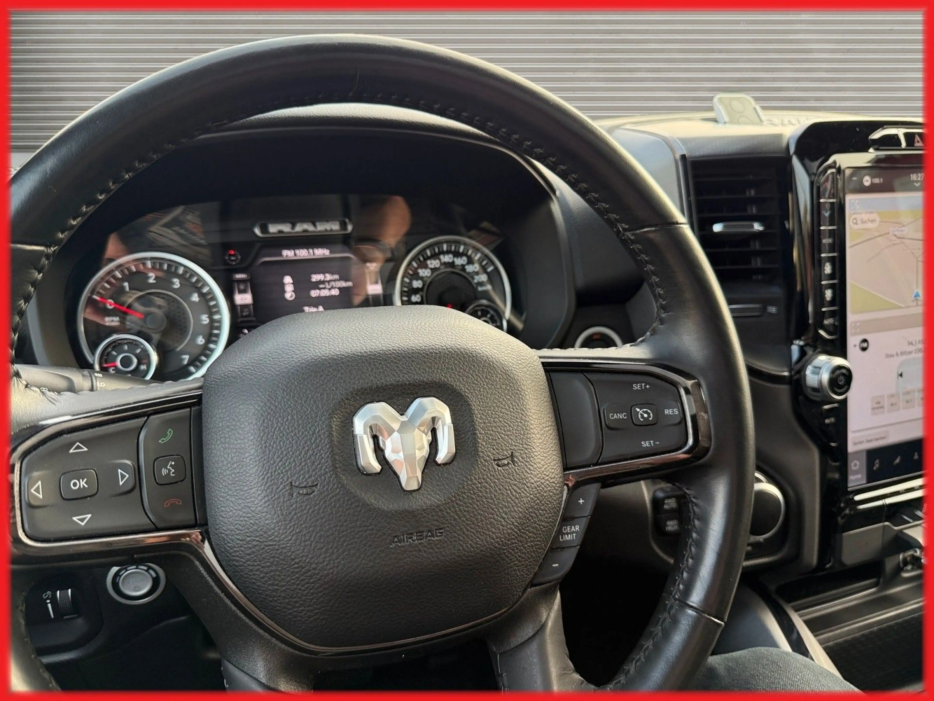 Dodge RAM 5.7 Hemi Big Horn LPG LED Leder Panorama AHK — photo 12