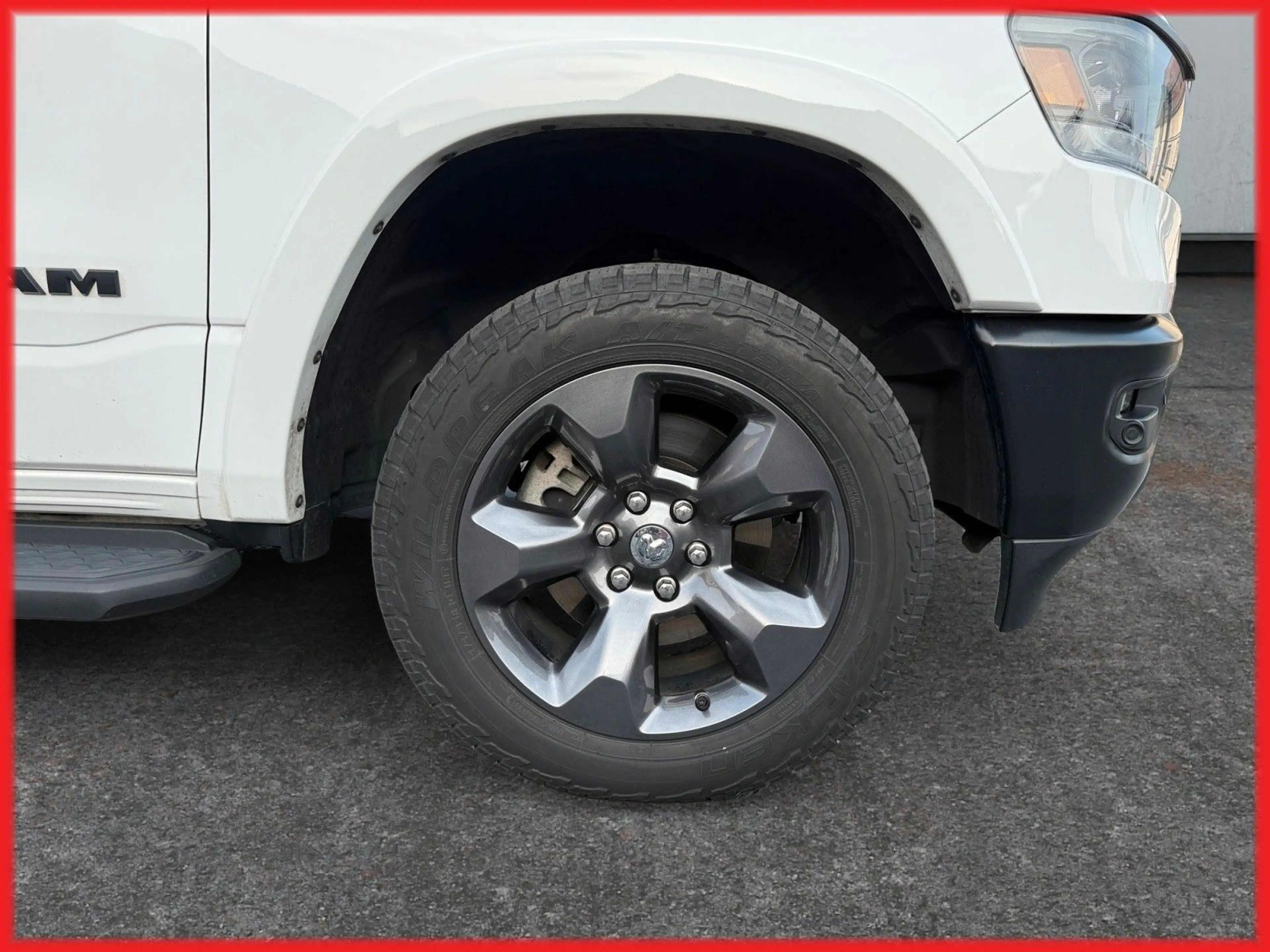Dodge RAM 5.7 Hemi Big Horn LPG LED Leder Panorama AHK — photo 15