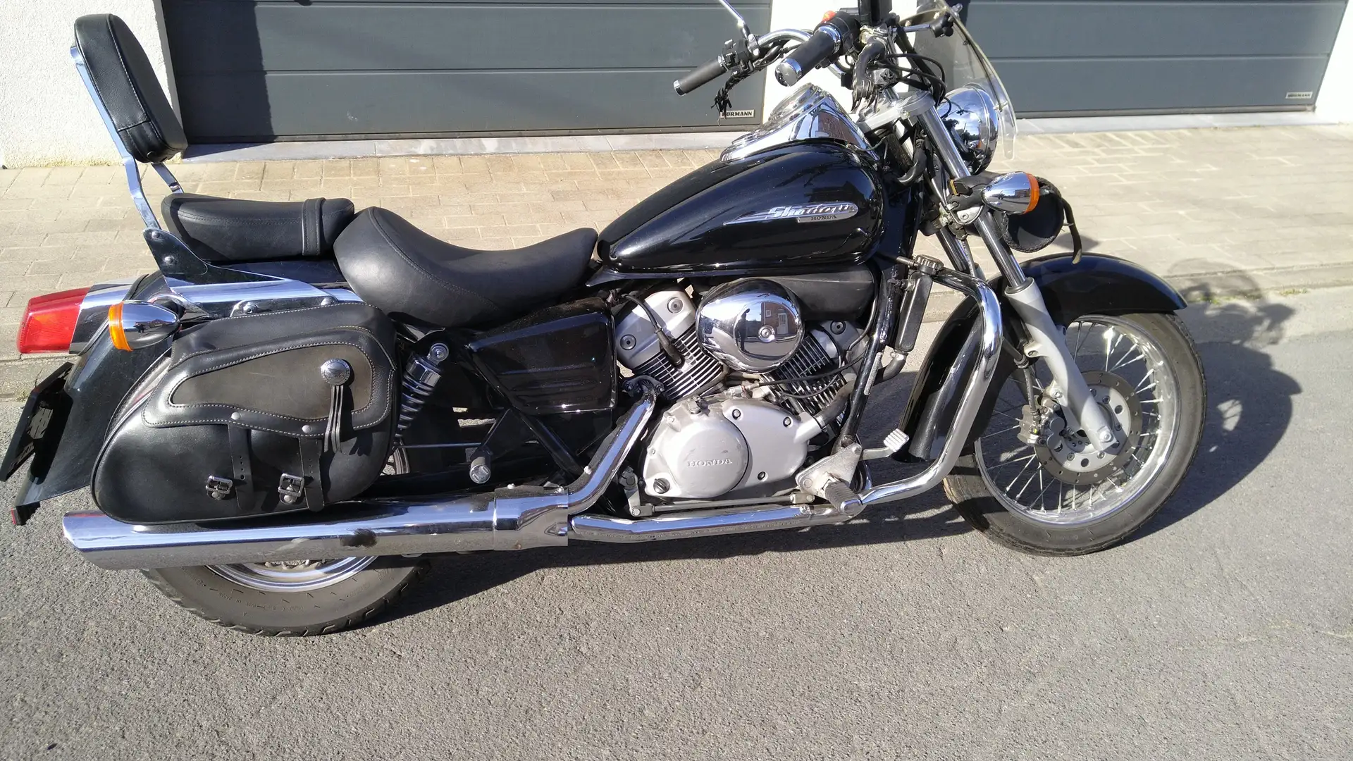 Honda Shadow 125 VT125C. 11kw Schwarz - 1