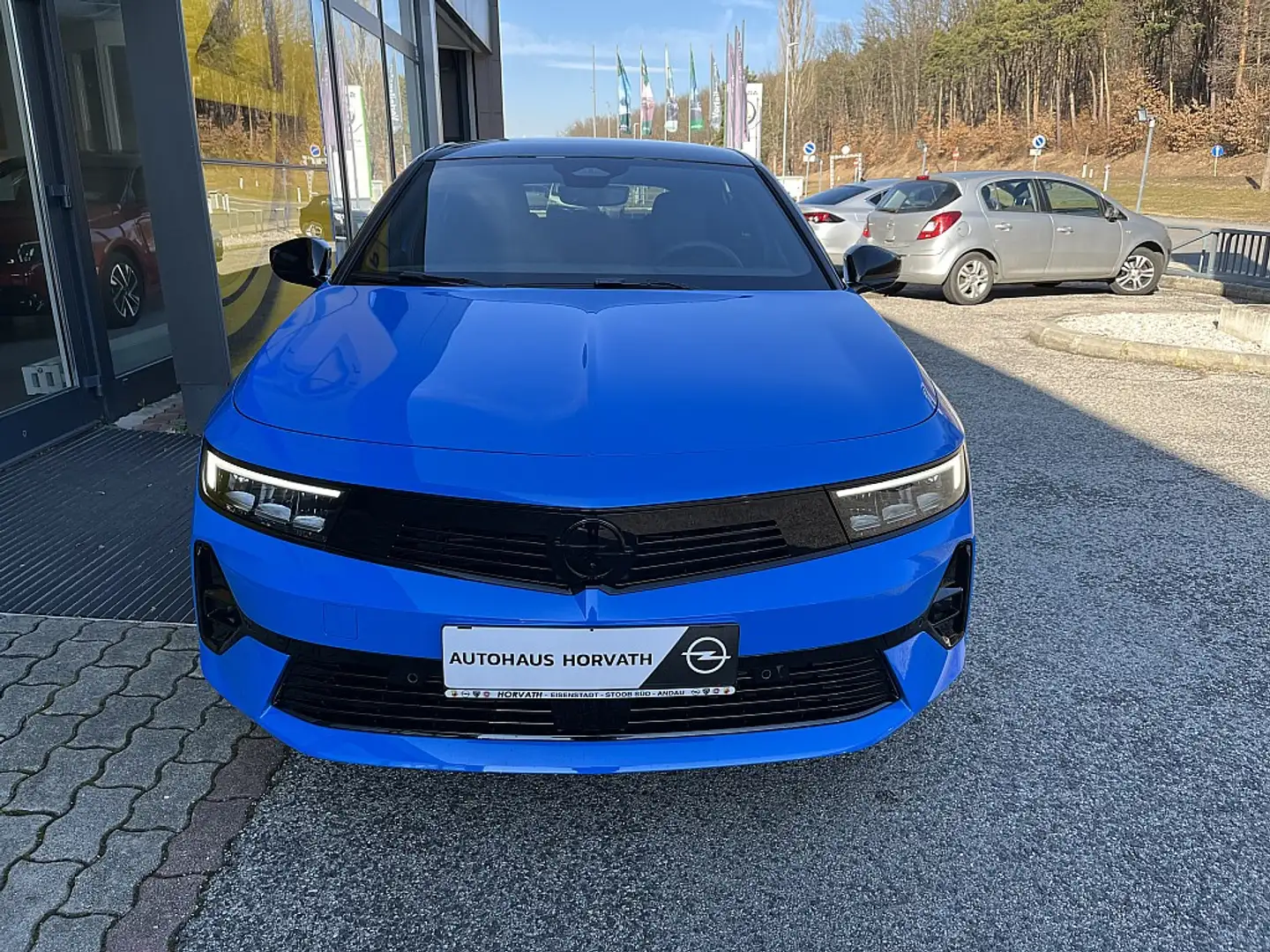 Opel Astra 1,2 Turbo GS Aut. Blau - 2