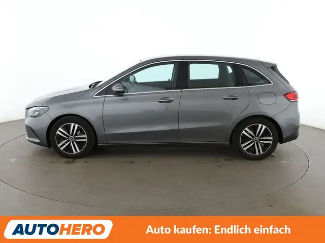 Mercedes-Benz B-Class view 3
