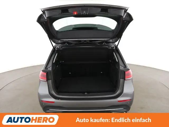 Mercedes-Benz B-Class view 16