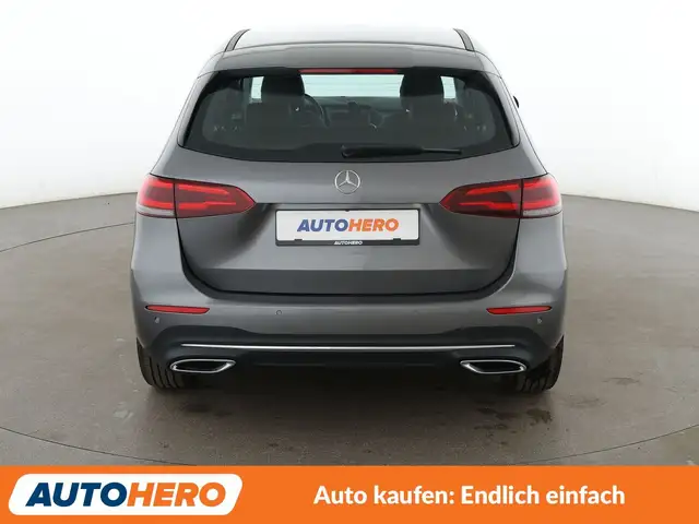 Mercedes-Benz B-Class view 5