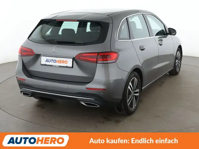 Mercedes-Benz B-Class view 6