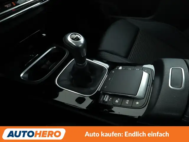 Mercedes-Benz B-Class view 28