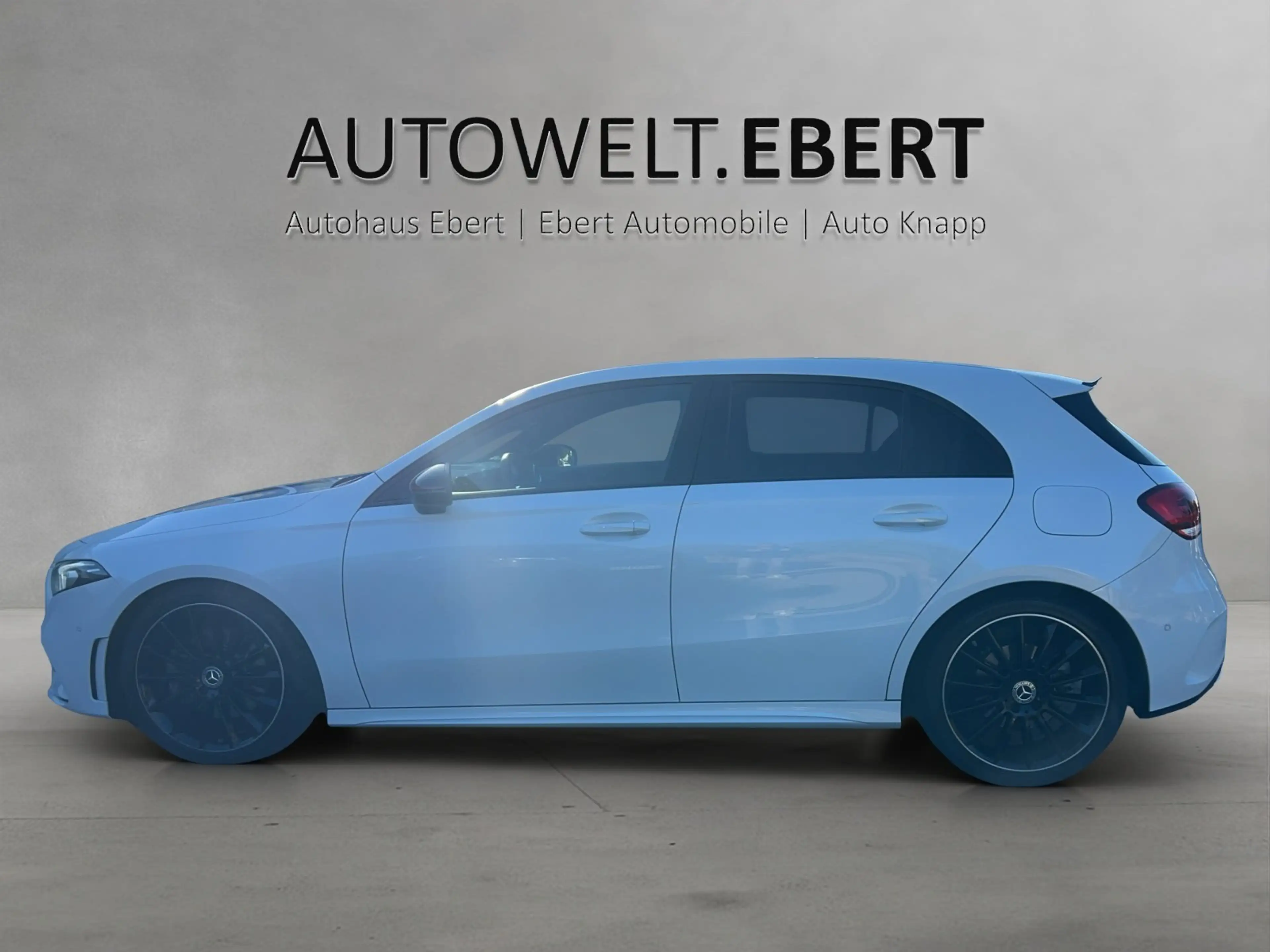 Mercedes-Benz A 250 A250 AMG Pano MLED HighEndMBUX Busin Kamra Night — photo 2