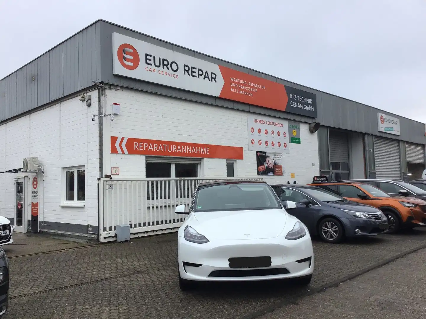 Tesla Model Y Long Range RWD Blanc - 1