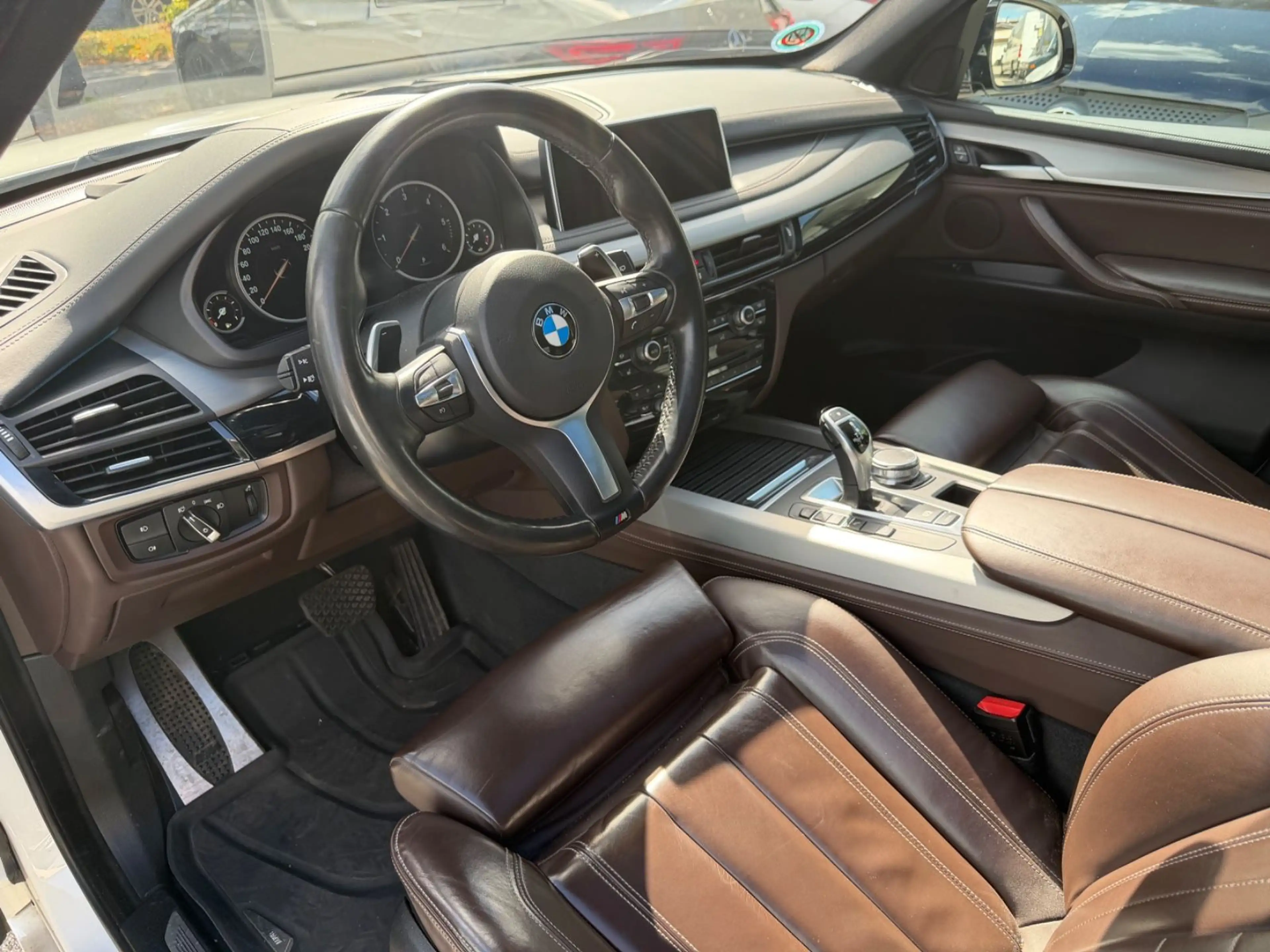 BMW X5 30d xDrive*M-SPORT*HUD*AHK*PANO* — photo 9