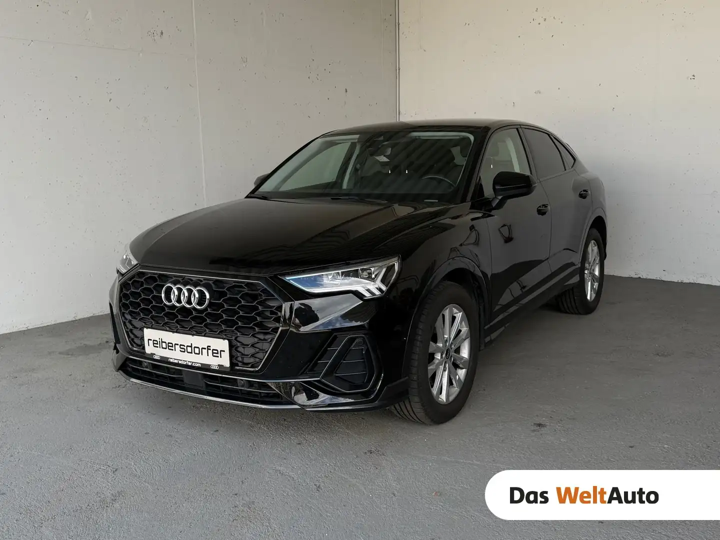 Audi Q3 35 TDI Schwarz - 1