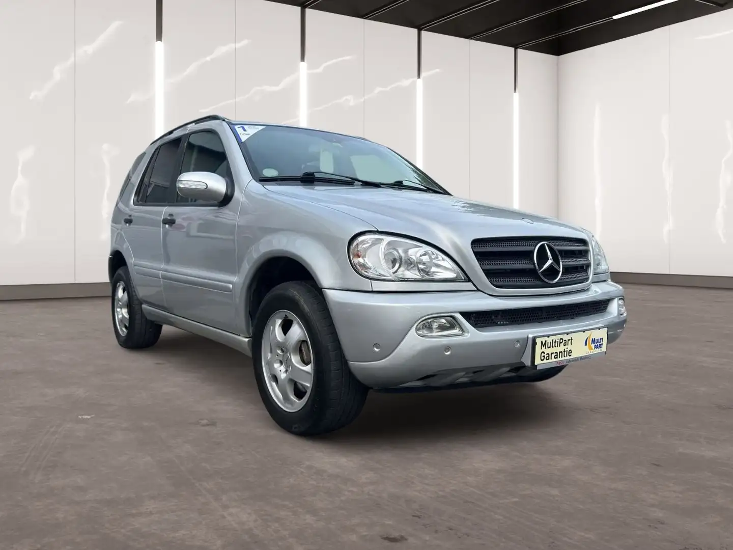 Mercedes-Benz ML 270 CDI Klimaautomatik *SERVICE NEU* Silber - 2