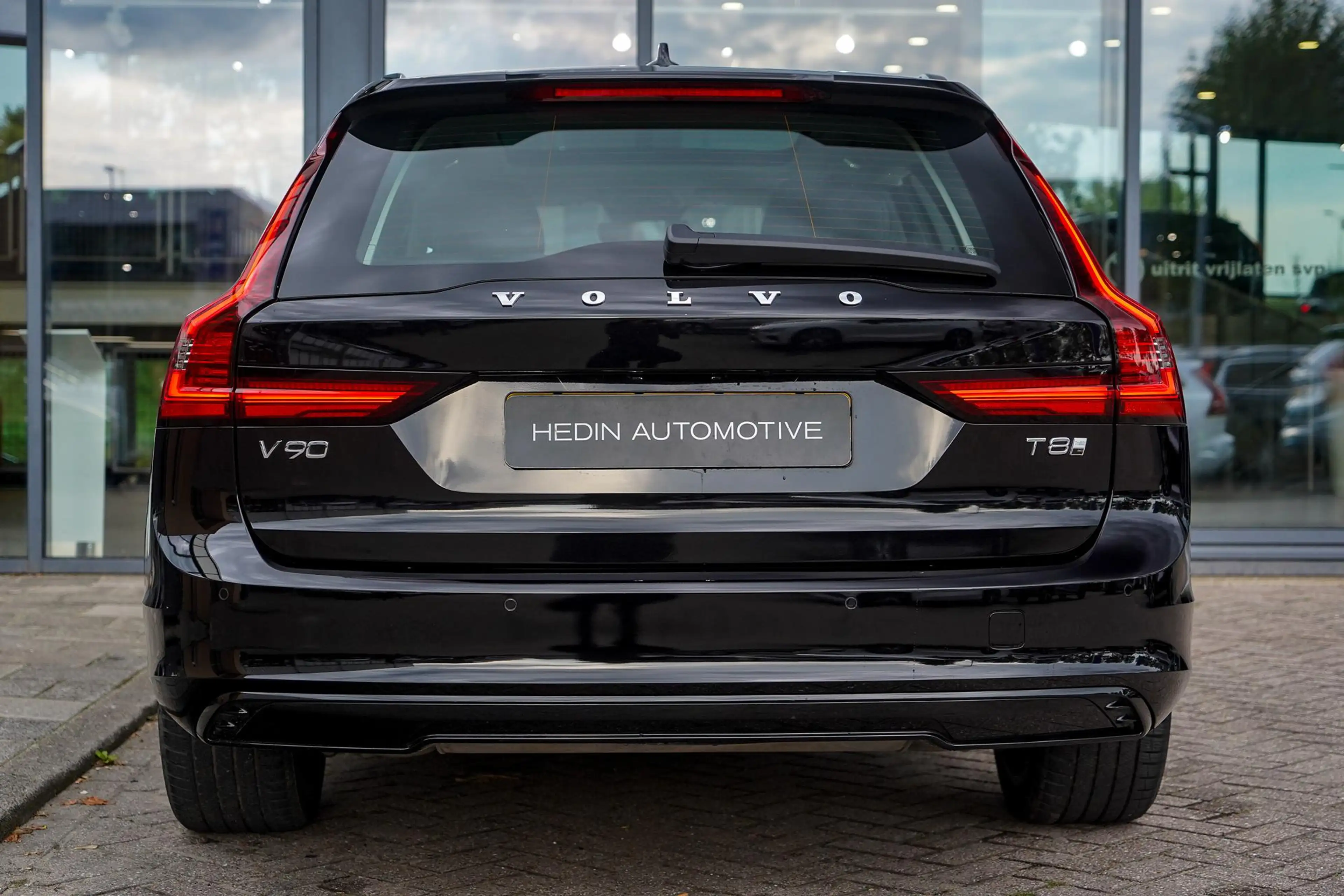Volvo V90 2.0 T8 Plug-in hybrid AWD Ultra Executive Edition — photo 5