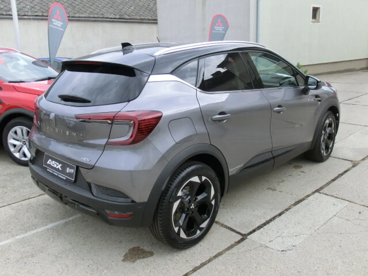 Mitsubishi ASX 1,8 HEV Intense Hybrid Grau - 2