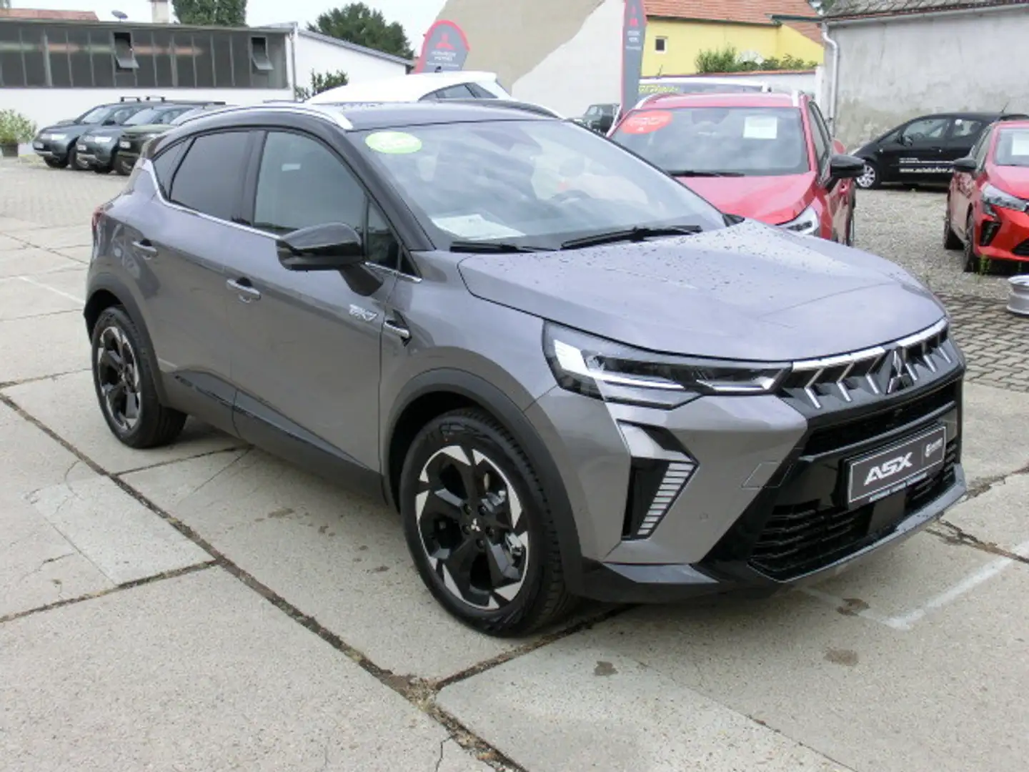 Mitsubishi ASX 1,8 HEV Intense Hybrid Grau - 1