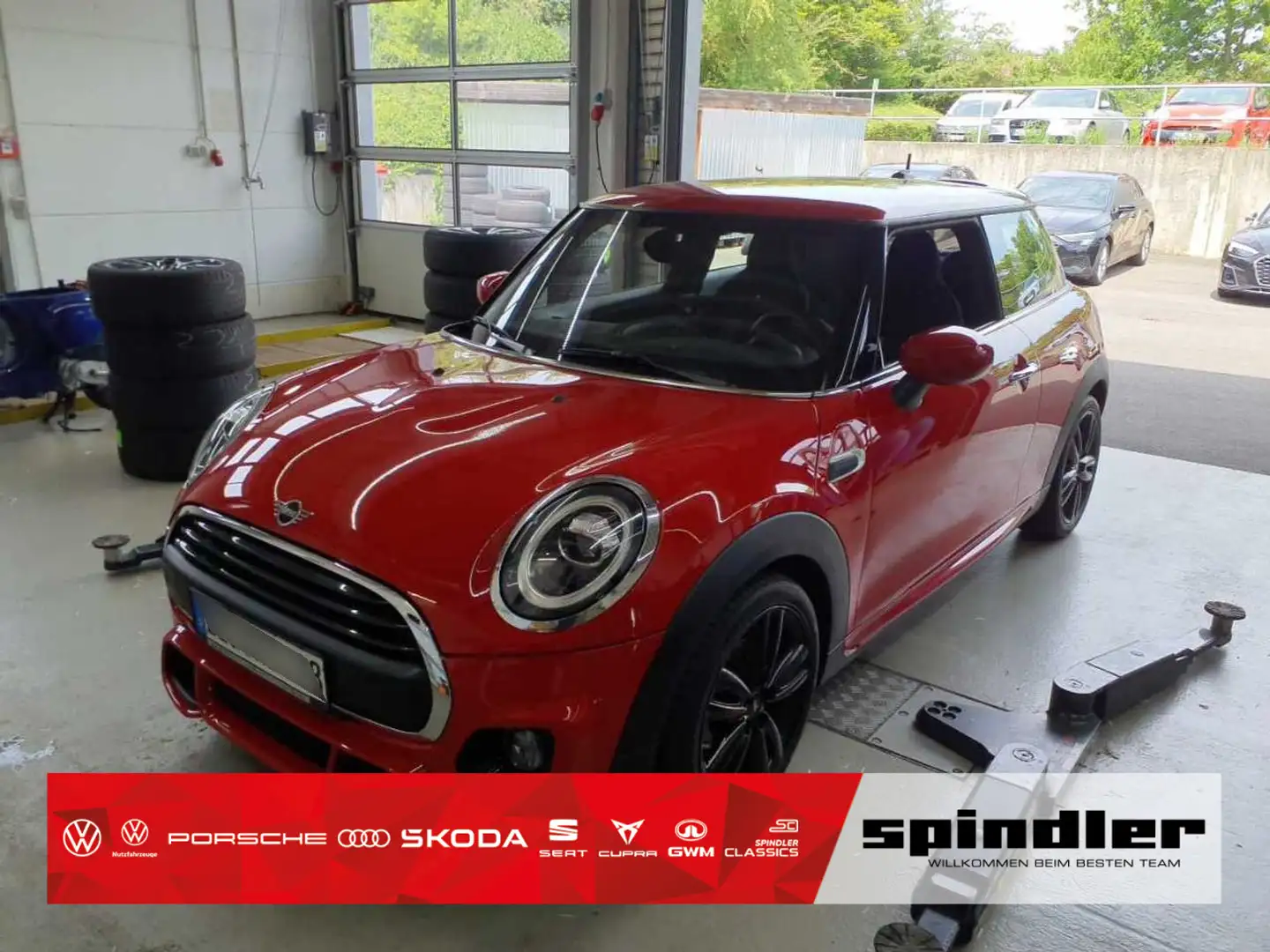 MINI One Mini ONE 1.5 / JohnCooperWorksPaket, LED, SHZ Rot - 1