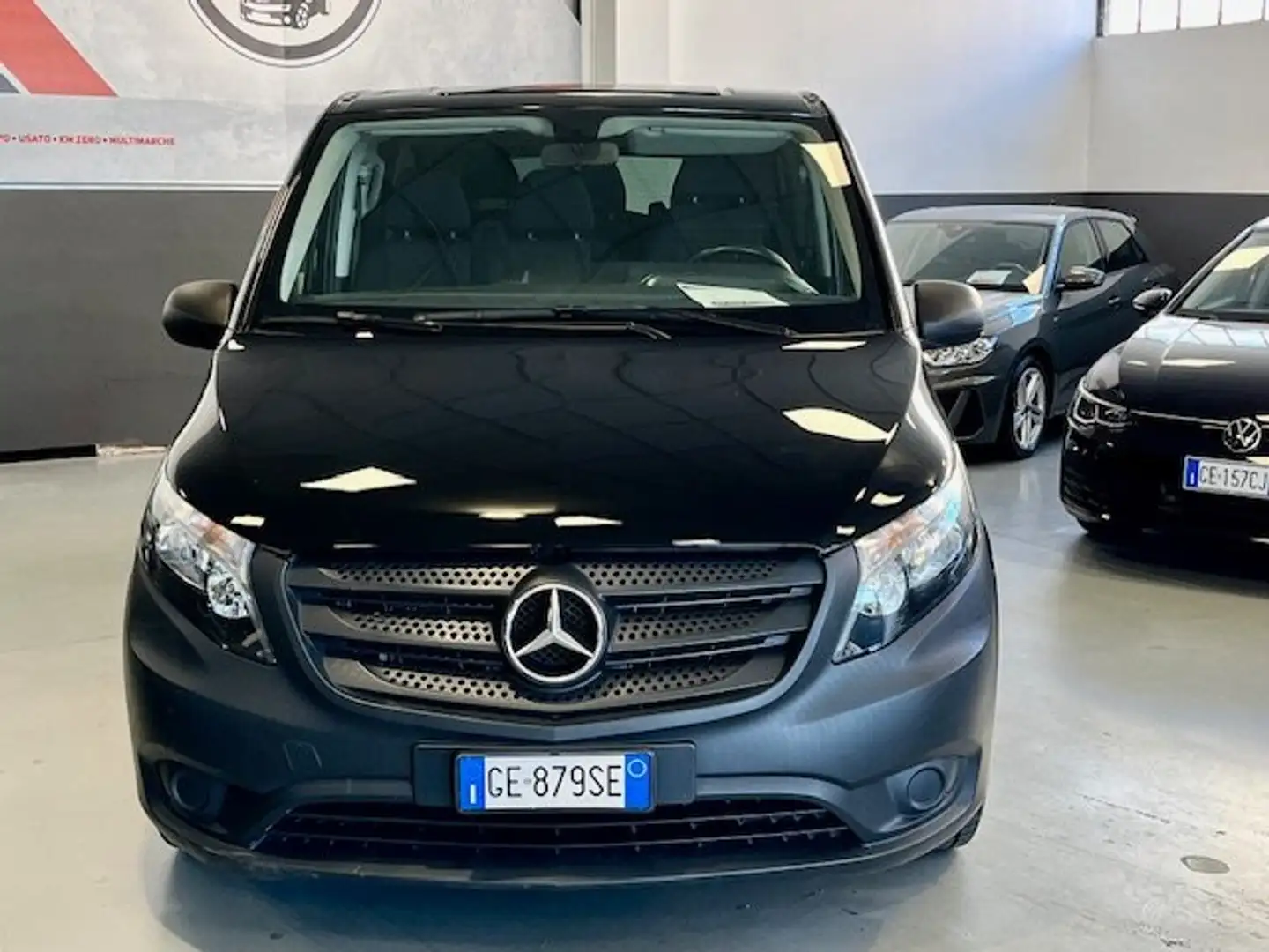 Mercedes-Benz Vito 114 LONG TOURER AUTO 9 POSTI RWD Czarny - 2